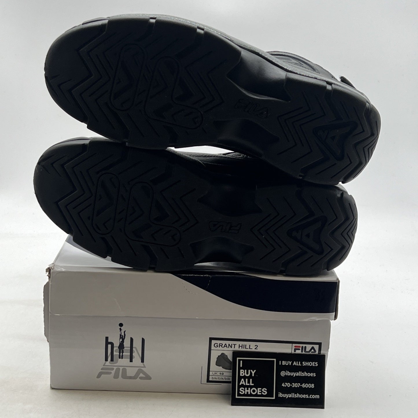 Size 11 - FILA 96 TRIPLE BLACK (1BM01357-001)