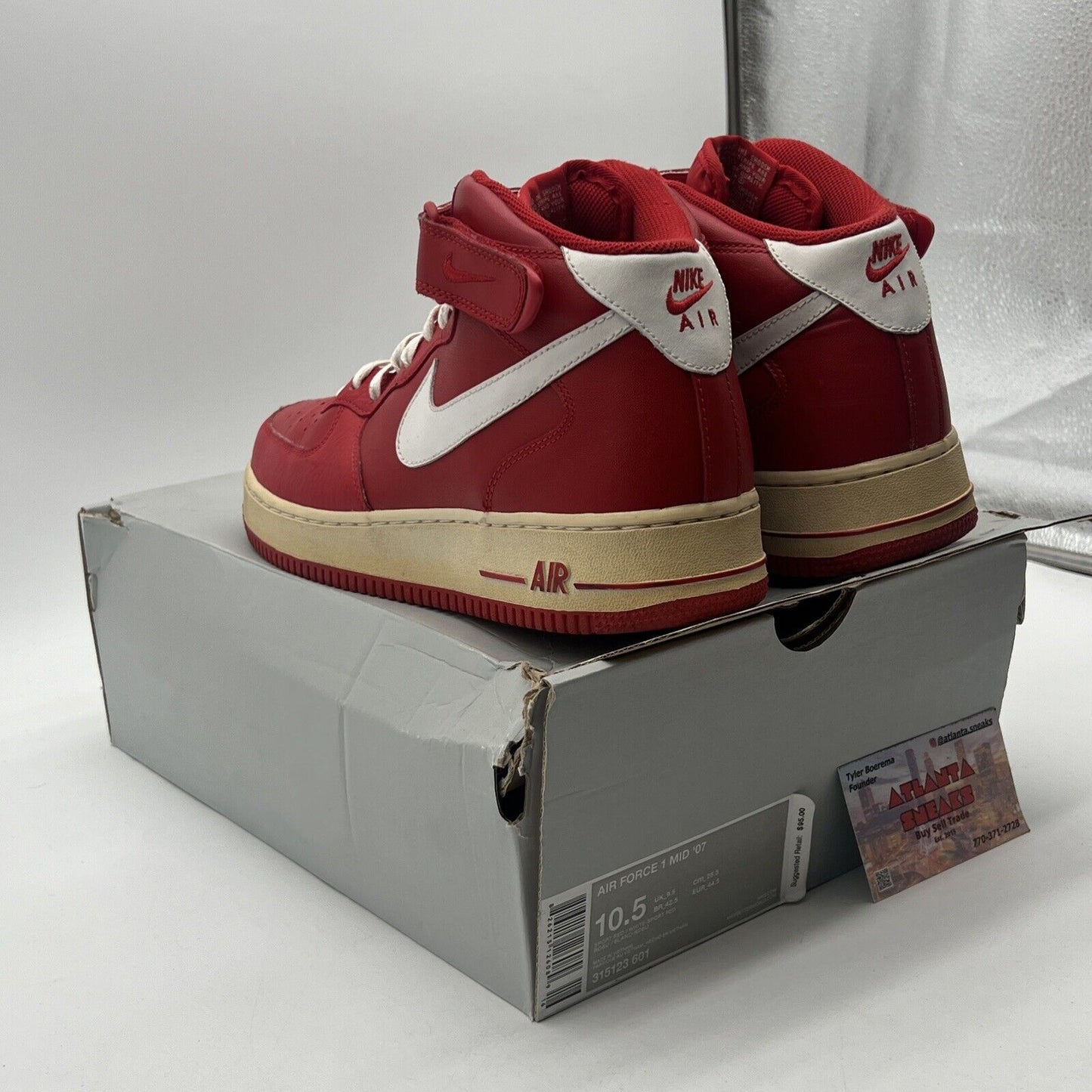 Size 10.5 - Nike Air Force 1 '07 Mid Sport Red Leather White (315123-601)