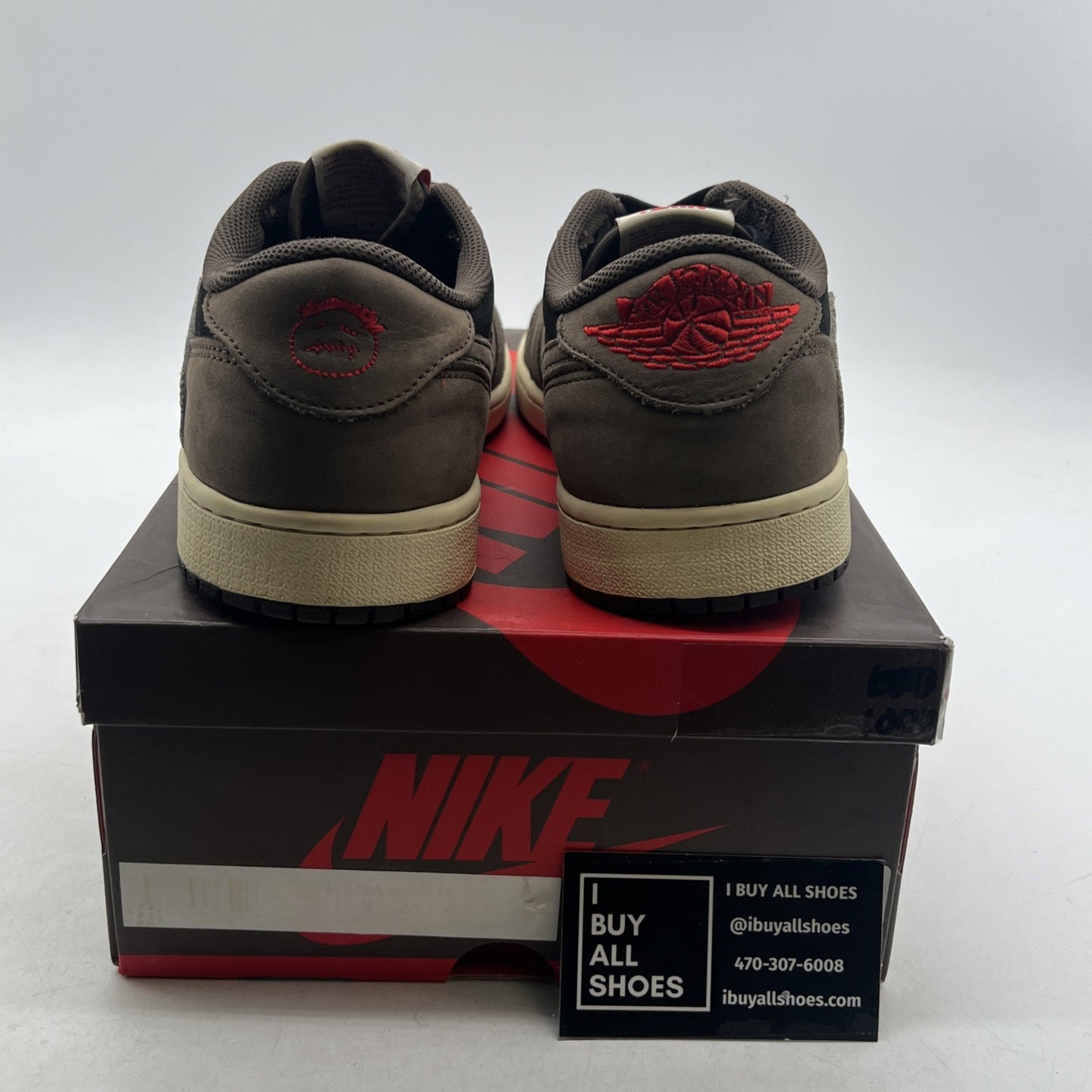 Size 9.5 - Air Jordan 1 x Travis Scott Low Mocha (CQ4277-001)