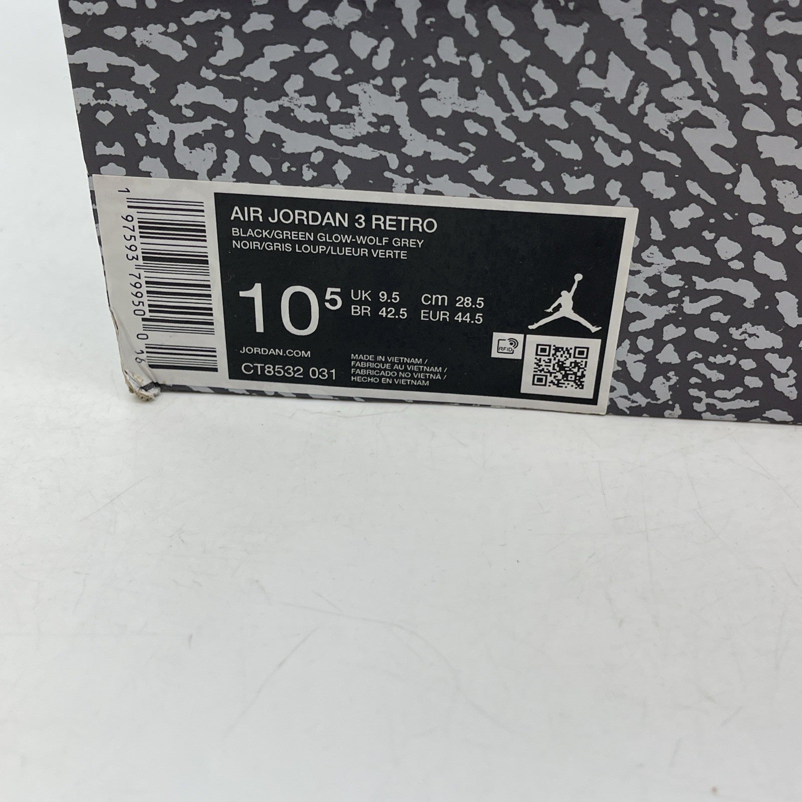 Size 10.5 - Air Jordan 3 Retro Green Glow Black Suede Leather (CT8532-031)