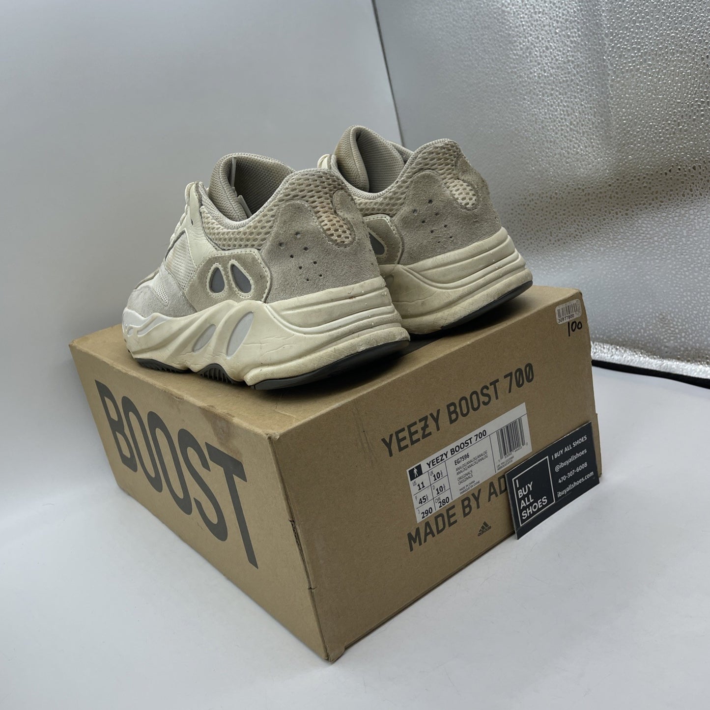 Size 11 - adidas Yeezy Boost 700 Low Analog (EG7596)