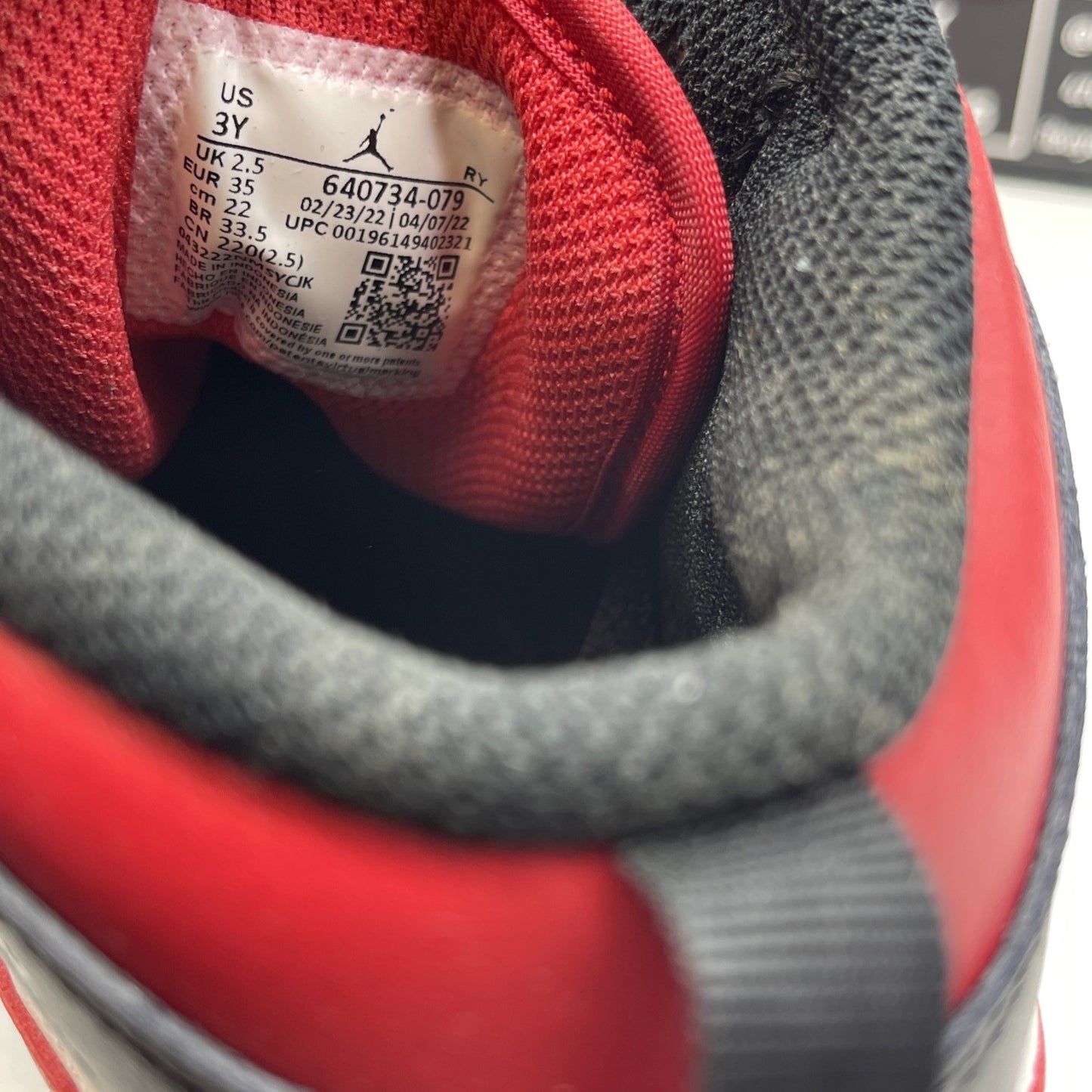Size 3Y - Air Jordan 1 Mid Black Fire Red (640734-079)