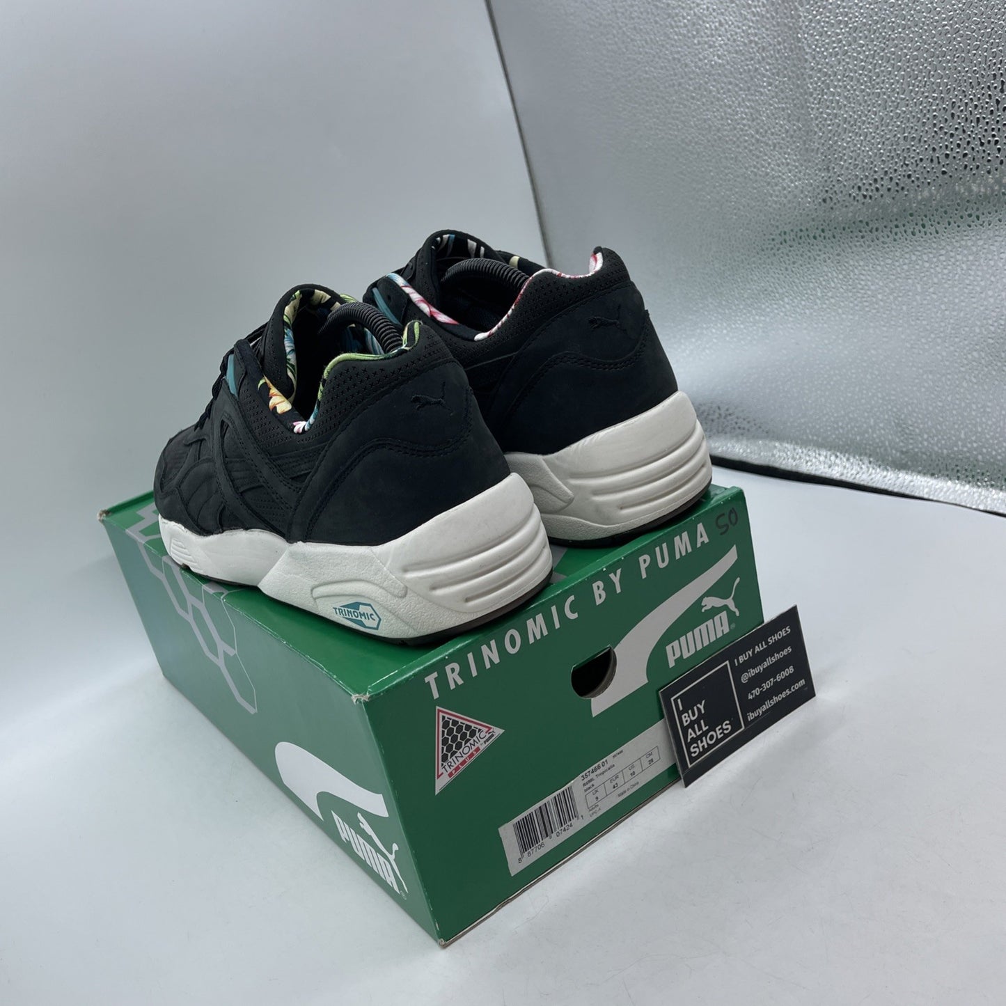 Size 10 - PUMA R698L Tropicalia Black (357466-01)