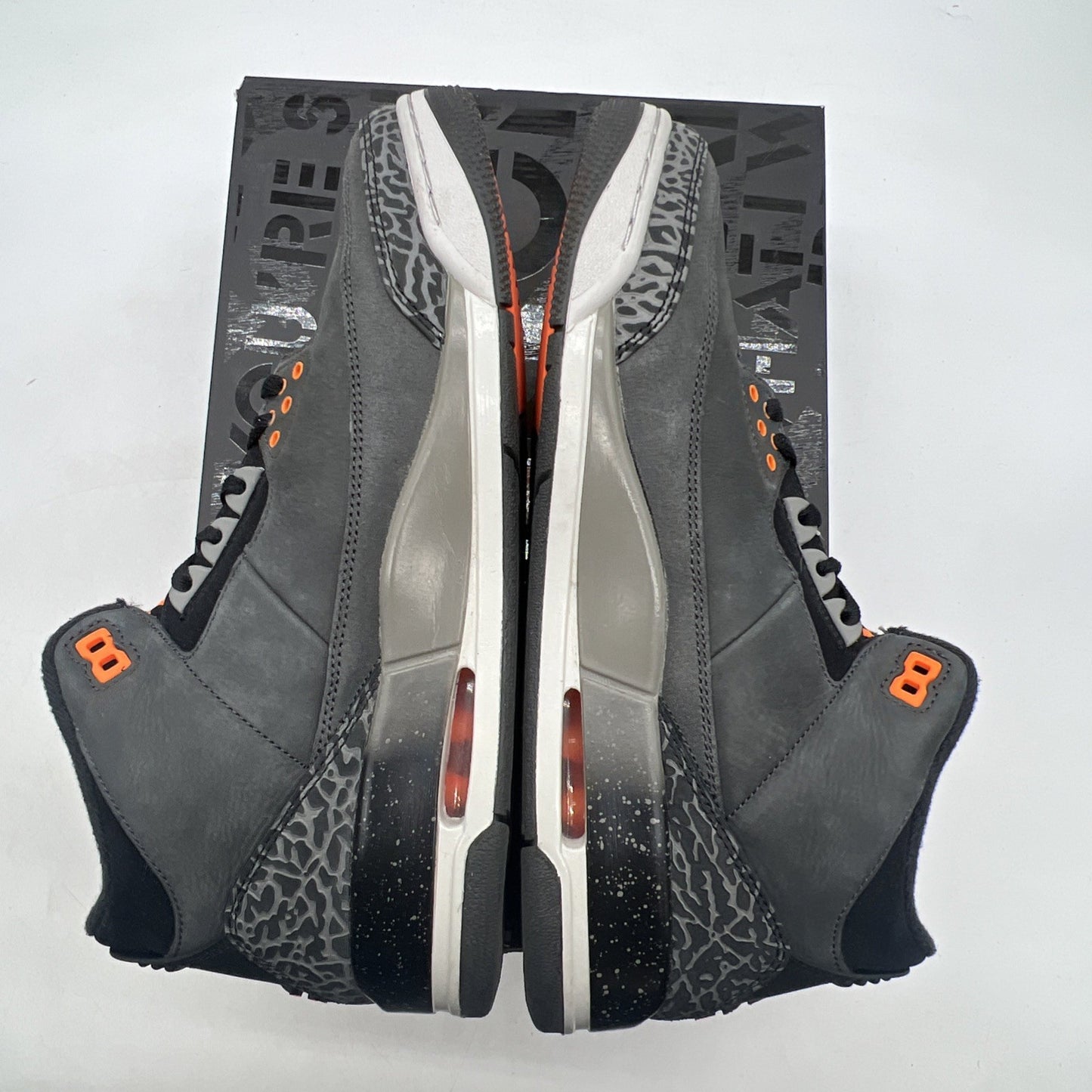Size 11 - Air Jordan 3 Retro 2023 Mid Fear (CT8532-080)