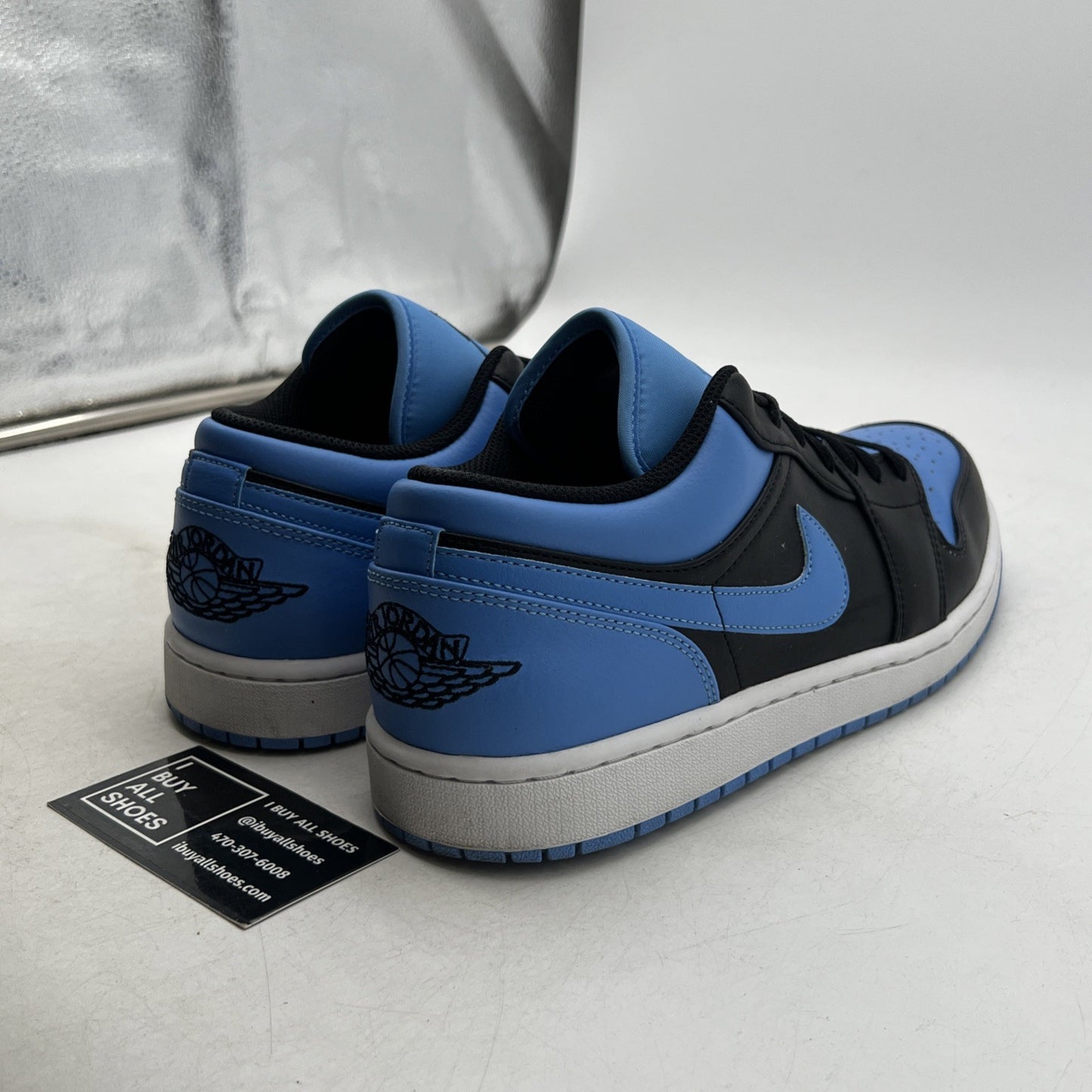 Size 11.5 - Air Jordan 1 Low University Blue (553558-041)