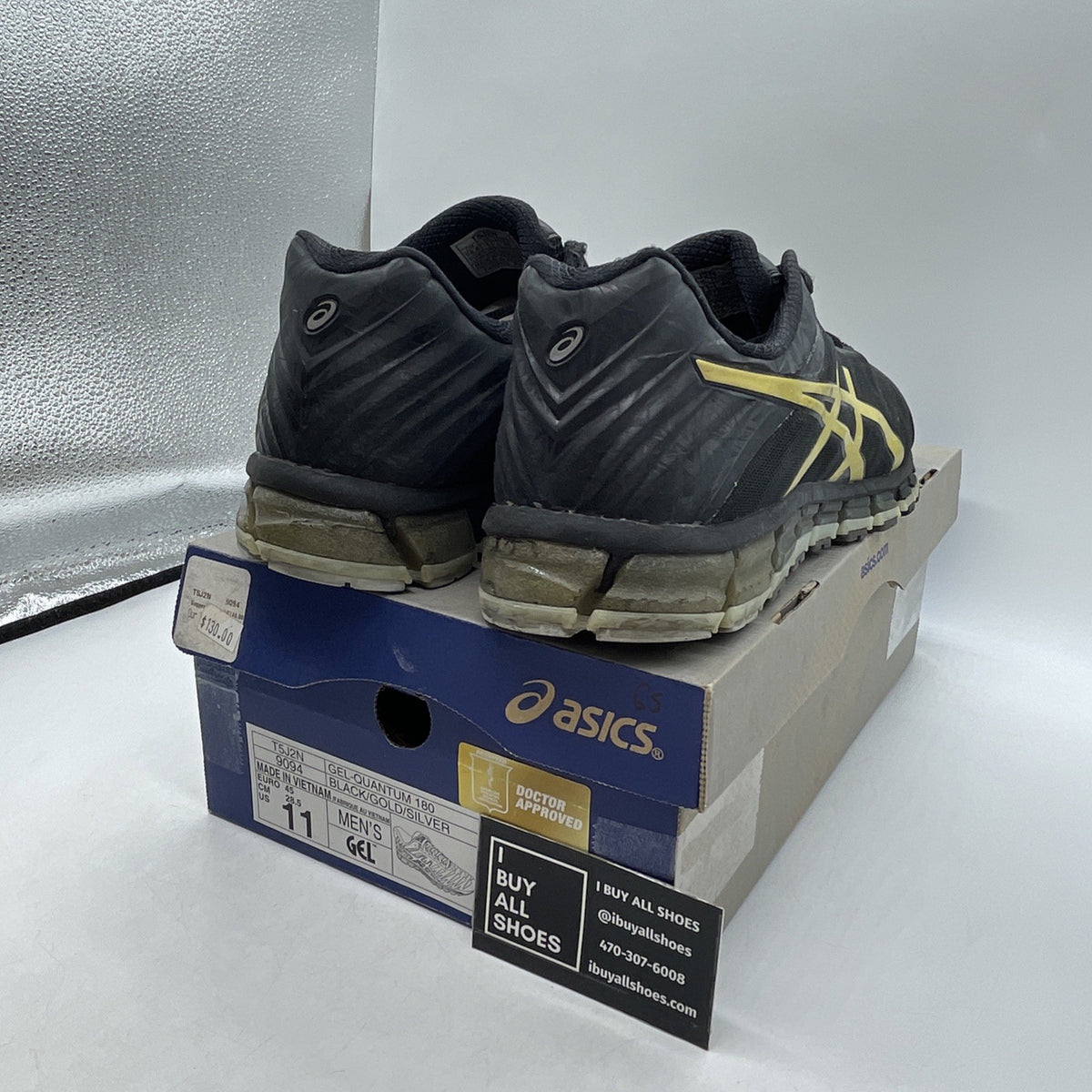 Size 11 - Asics Black Running Gel Quantum 180 (T5J7N)