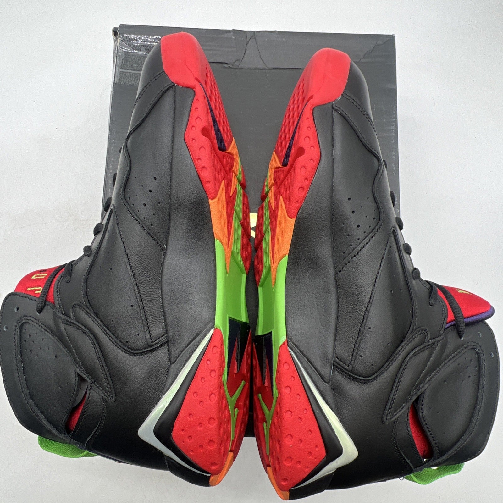 Size 10.5 - Air Jordan 7 Retro Marvin the Martian (304775-029)
