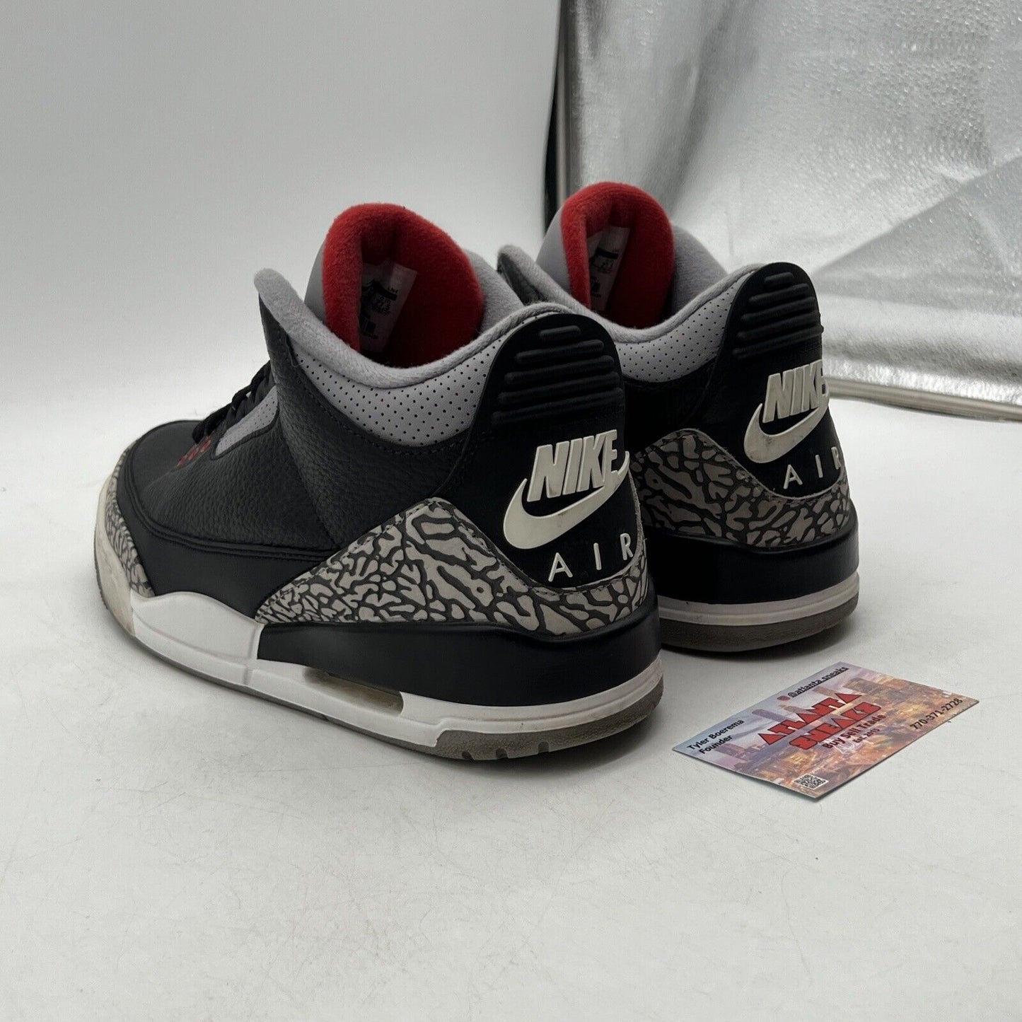 Size 9.5 - Jordan 3 Retro OG Mid Black Cement White Red Leather (854262-001)