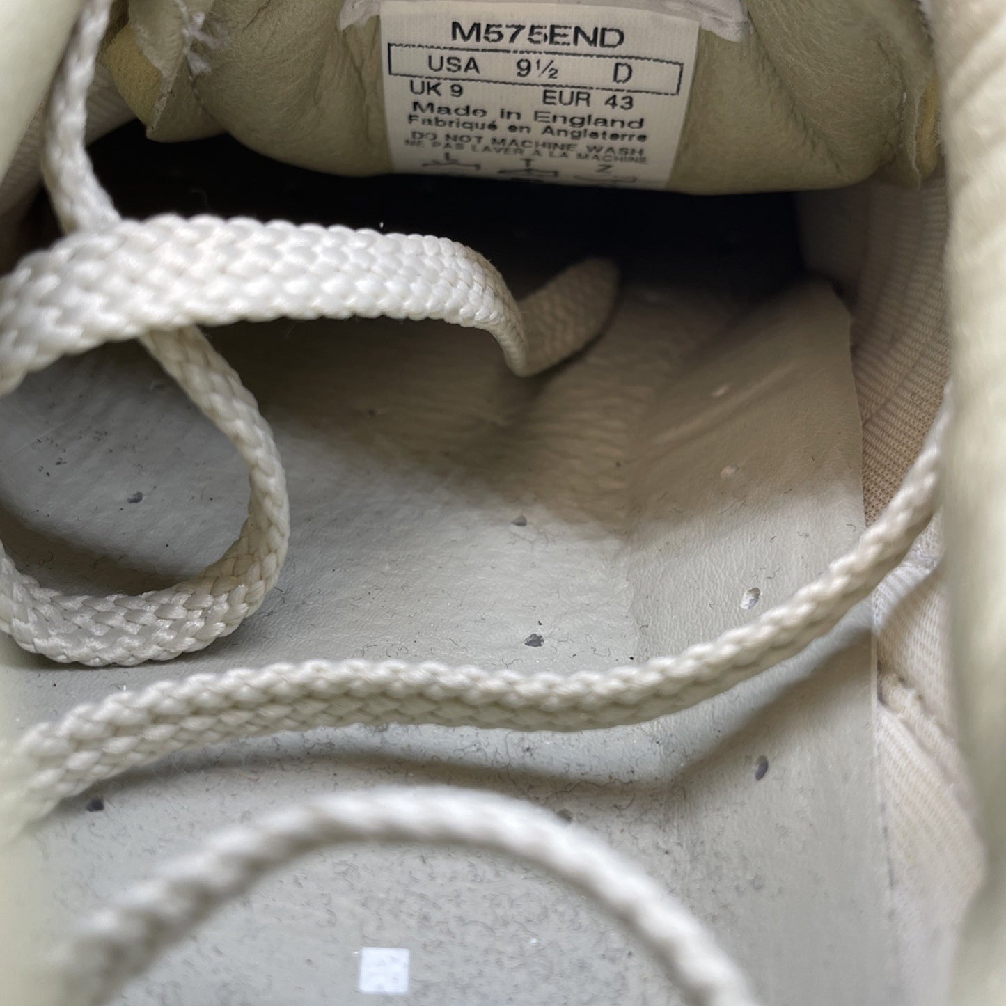 Size 9.5 - New Balance END. x 575 Made in England Marble White (M575END)