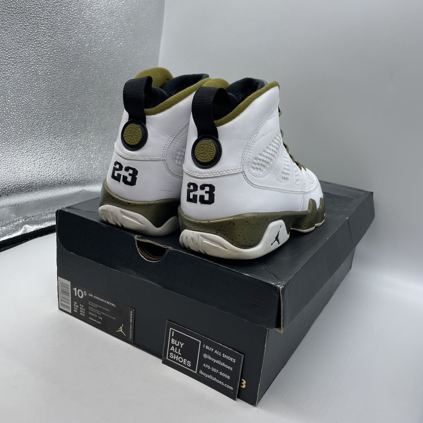Size 10.5 - Air Jordan 9 Retro Statue (302370-109)
