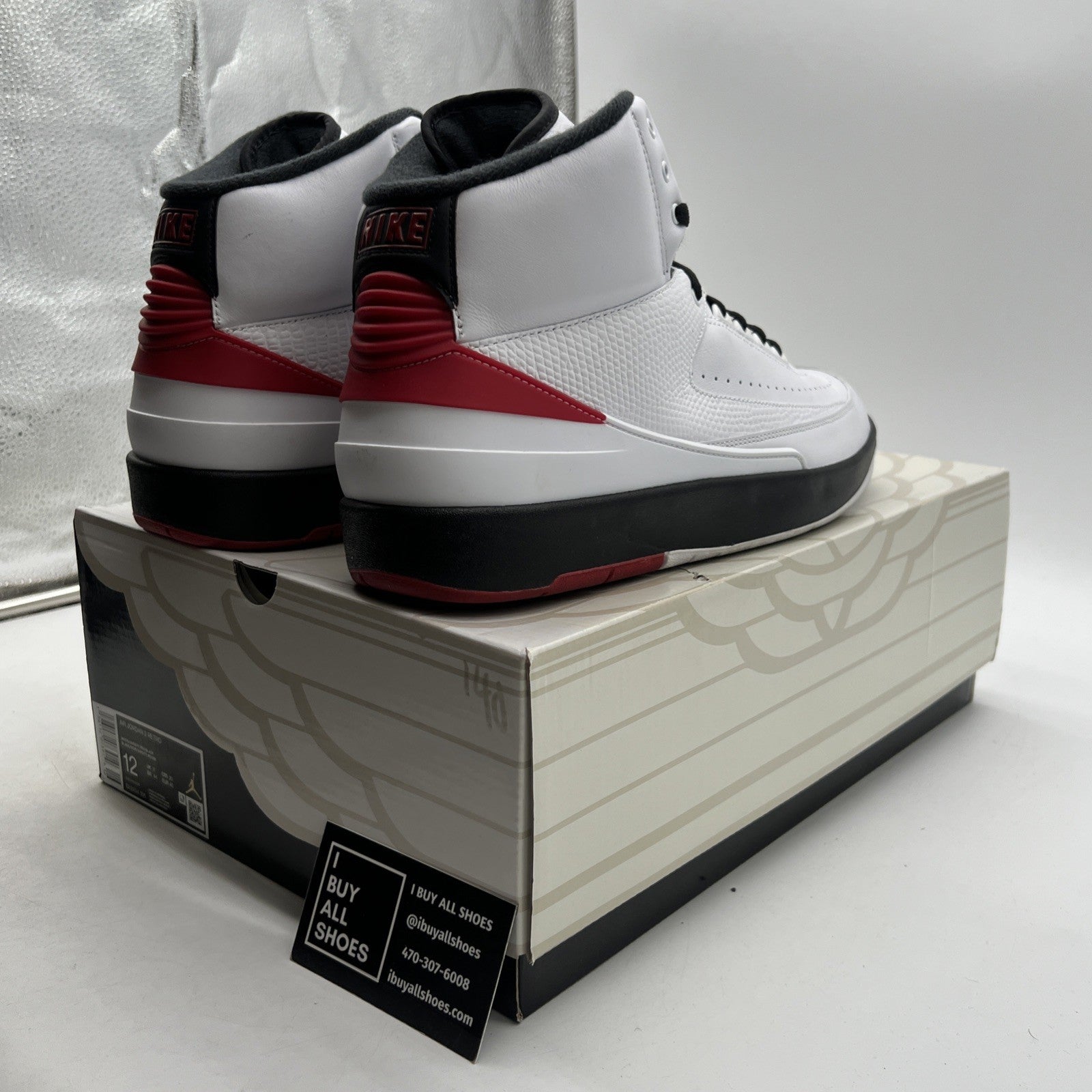 Size 12 - Air Jordan 2 Retro Mid Chicago (DX2454-106)