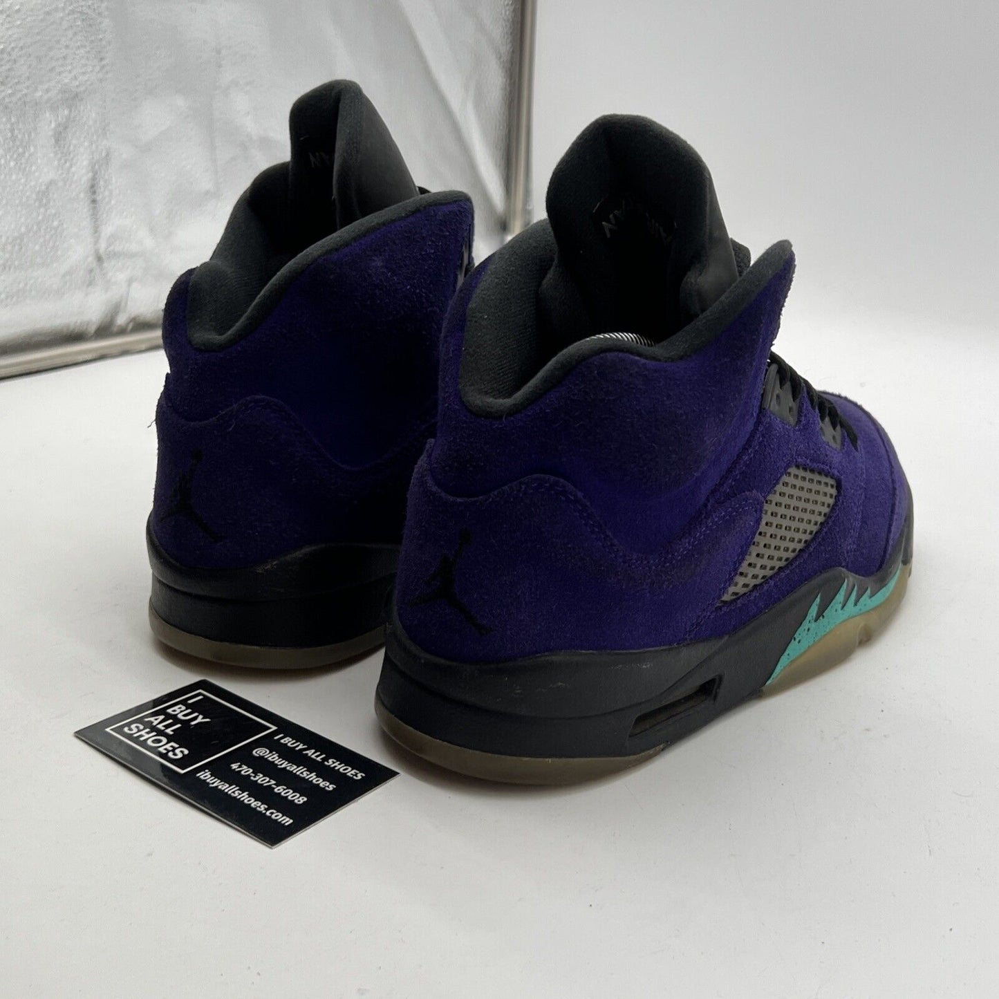 Size 9.5 - Air Jordan 5 Retro Alternate Grape 2020 (136027-500)