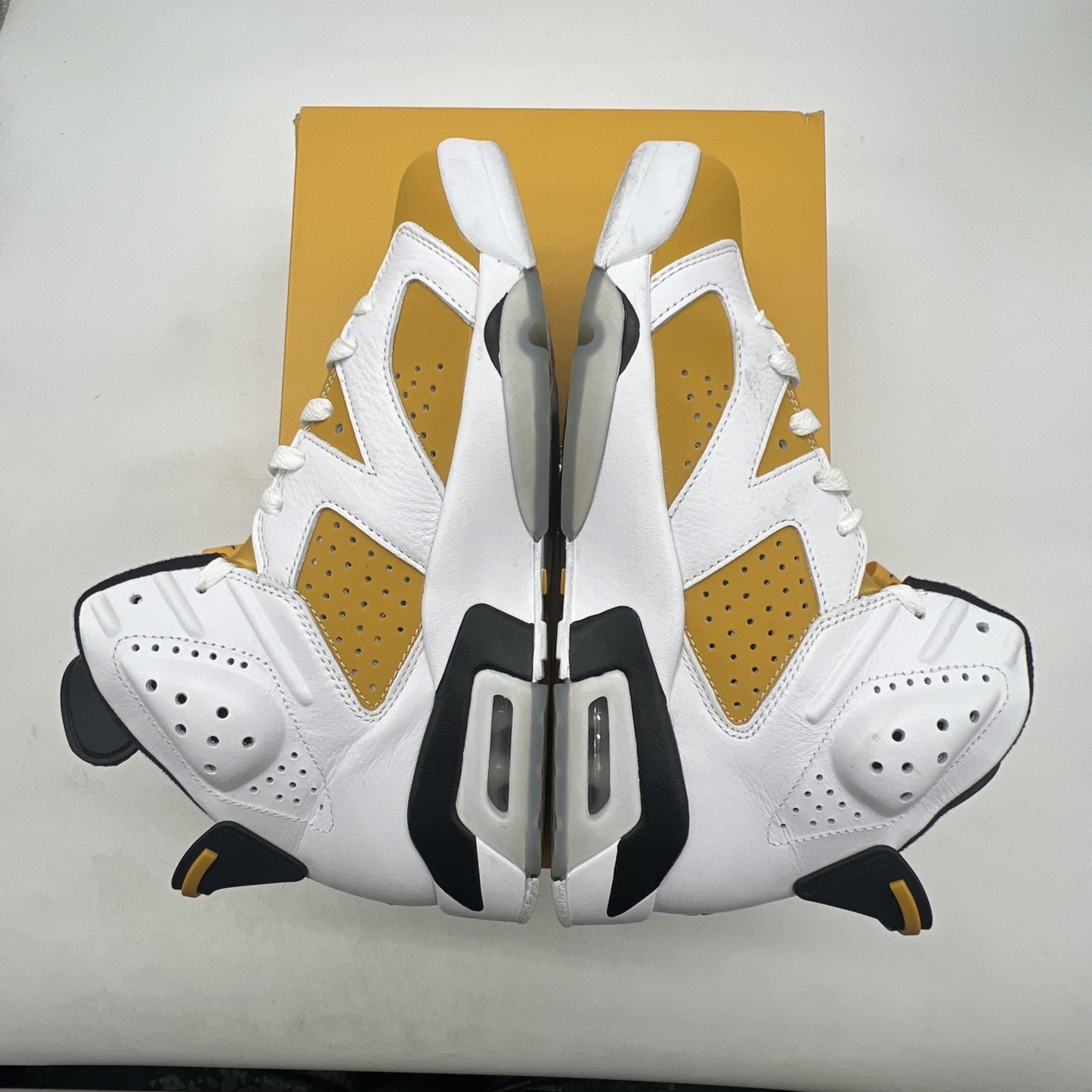 Size 9 - Air Jordan 6 Retro Yellow Ochre (CT8529-170)