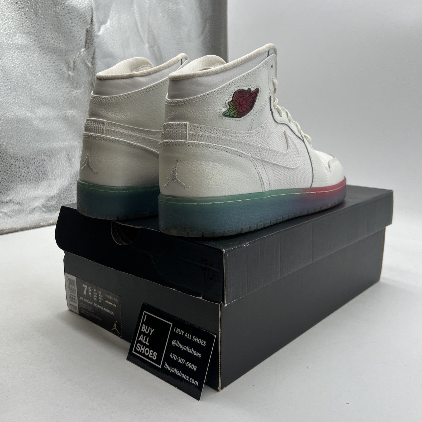 Size 7.5 - Nike Air Jordan 1 High Gradient Sole (705296-119)