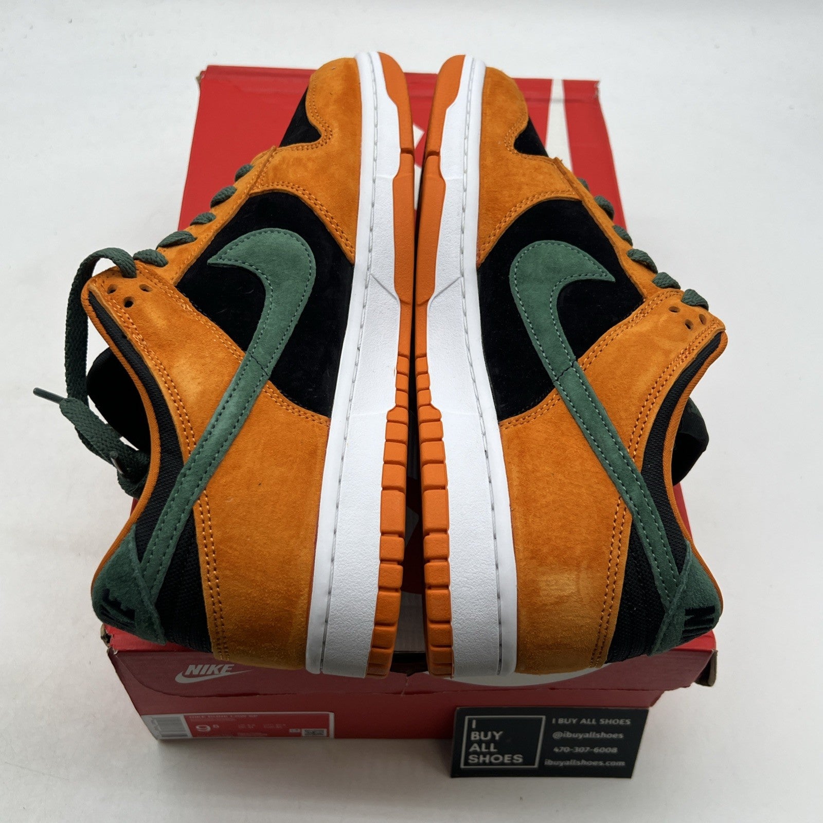 Size 9.5 - Nike Dunk SP Retro 2020 Low Ceramic (DA1469-001)