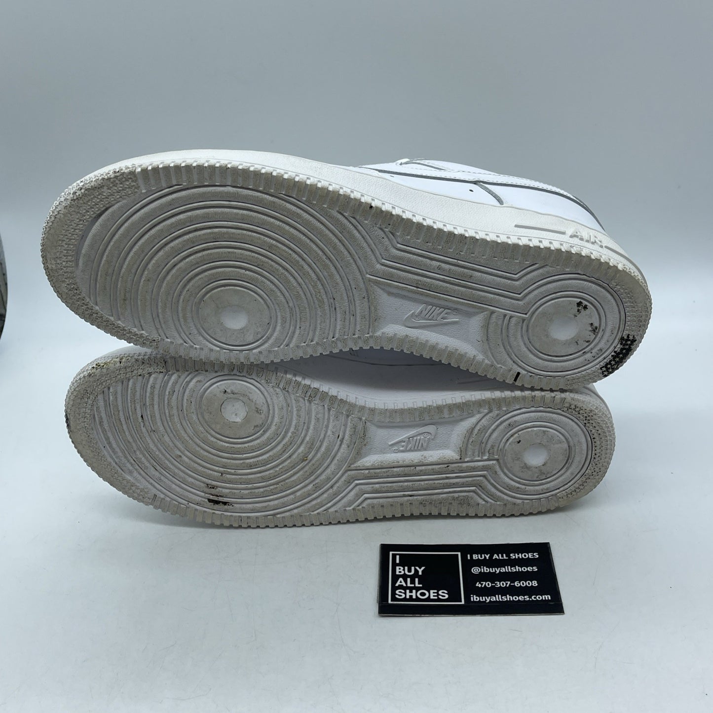 Size 9.5 - Nike Air Force 1 '07 Low Triple White (CW2288-111)