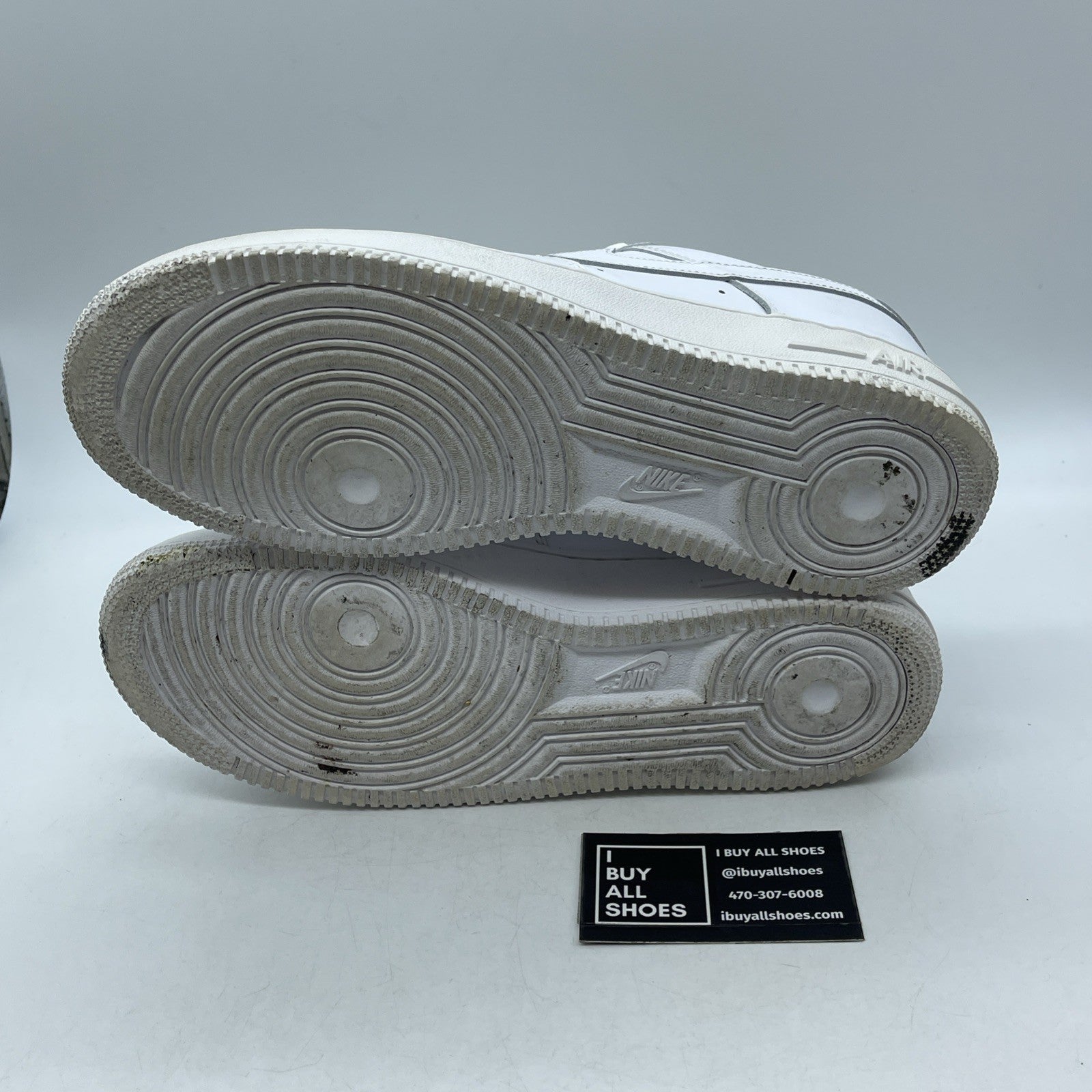 Size 9.5 - Nike Air Force 1 '07 Low Triple White (CW2288-111)