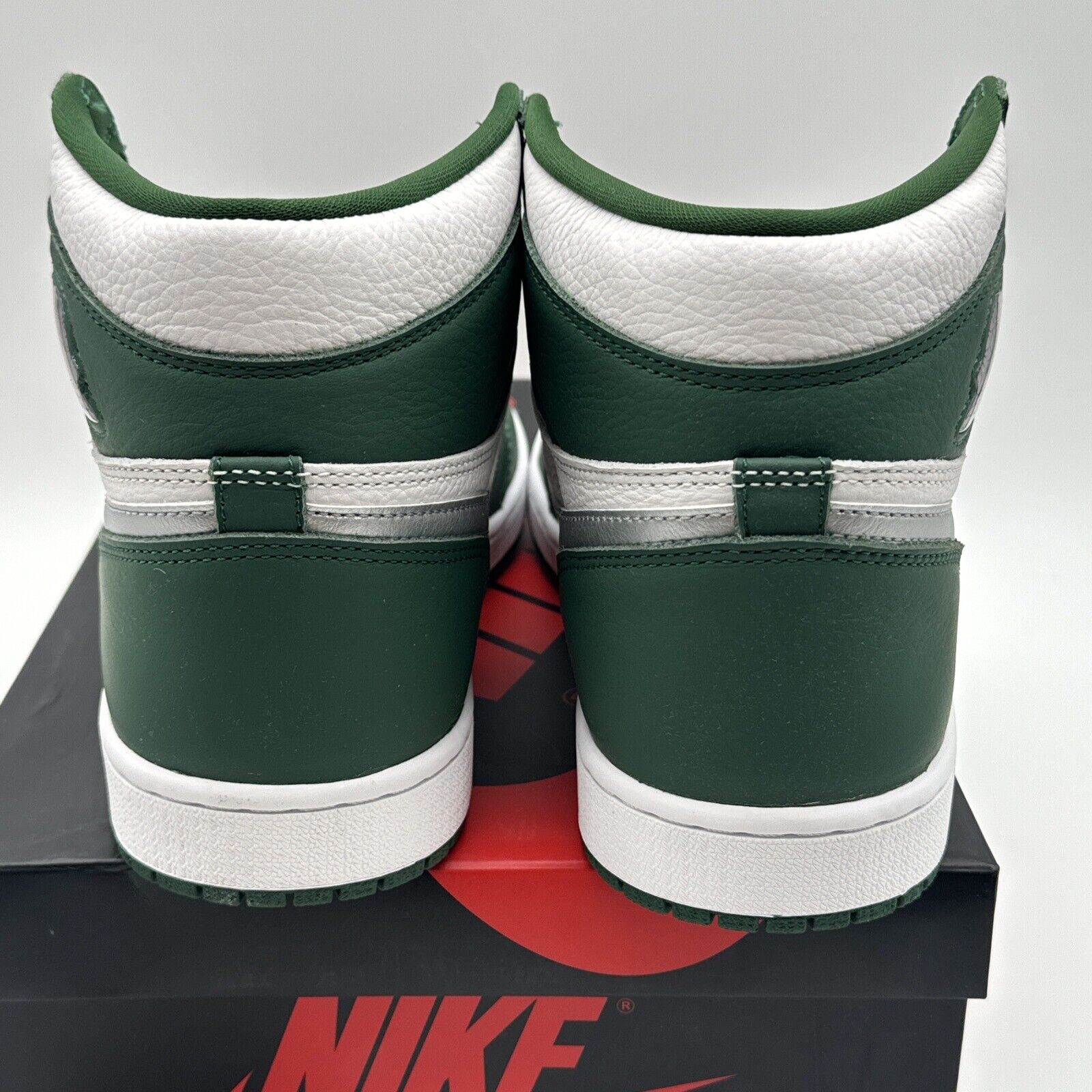 Nike Air Jordan 1 Retro High OG Gorge Green Shoes Mens 10.5 DZ5485-303 New