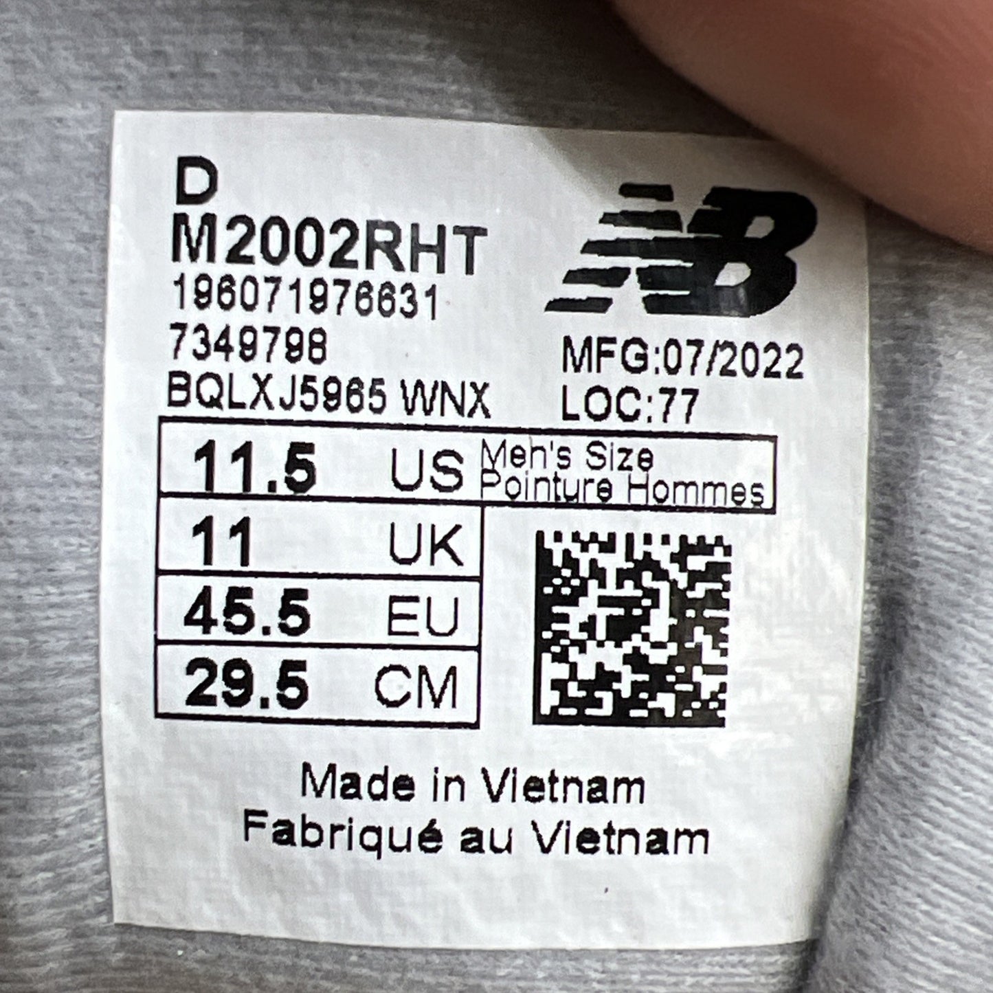 Size 11.5 - New Balance 2002R Egg yolk (M2002RHT)