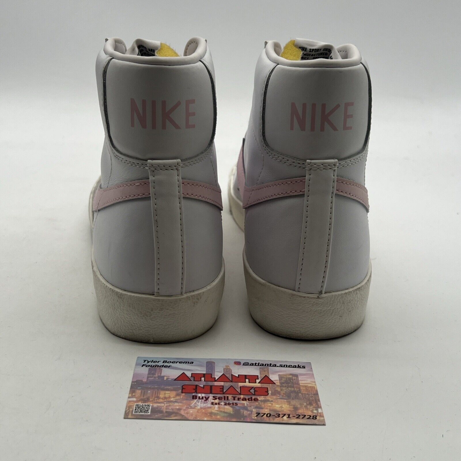 Size 9.5 - Nike Blazer '77 Vintage Mid Pink Foam (384664-060)