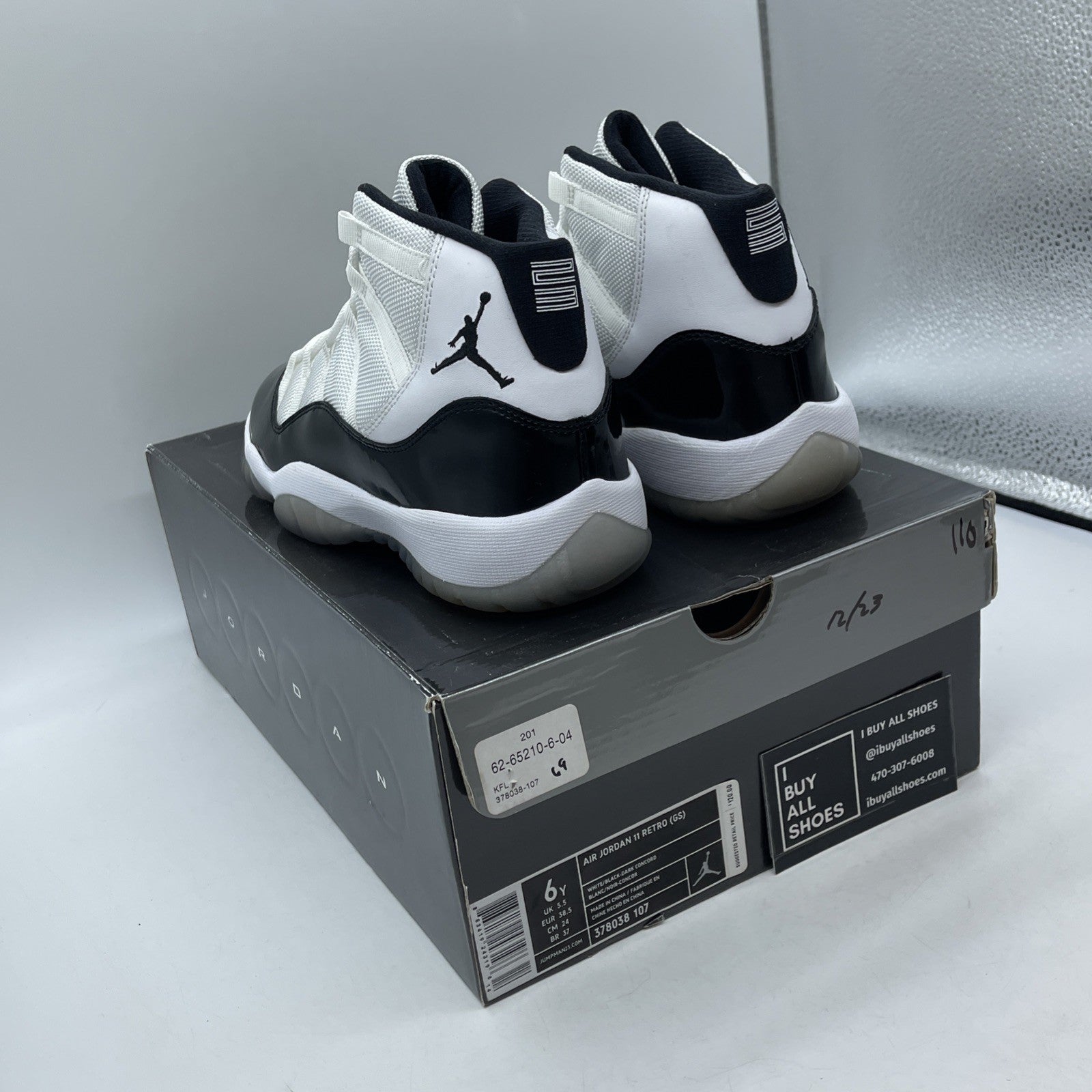 Size 6Y - Jordan 11 Retro Concord Black White Leather (378038-107)