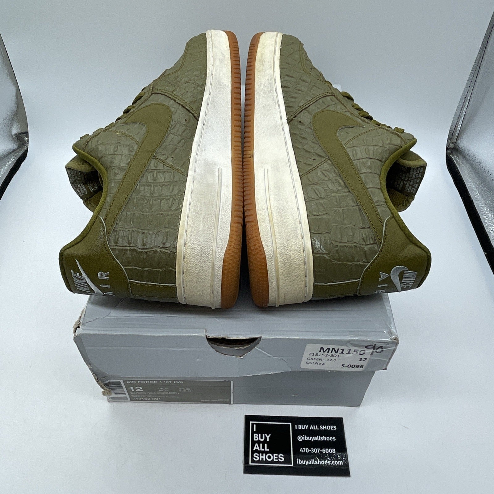 Size 12 - Nike Air Force 1 '07 LV8 Low Militia Green Leather (718152-301)
