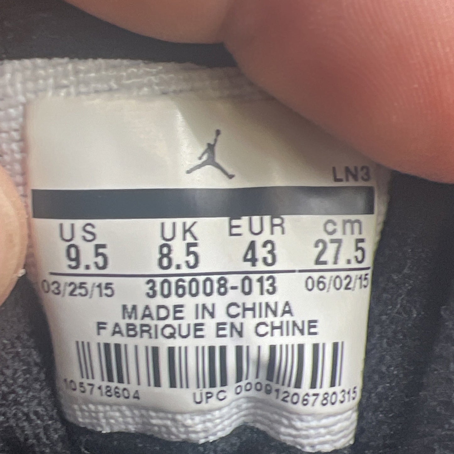 Size 9.5 - Air Jordan 11 IE Low Croc (306008-013)