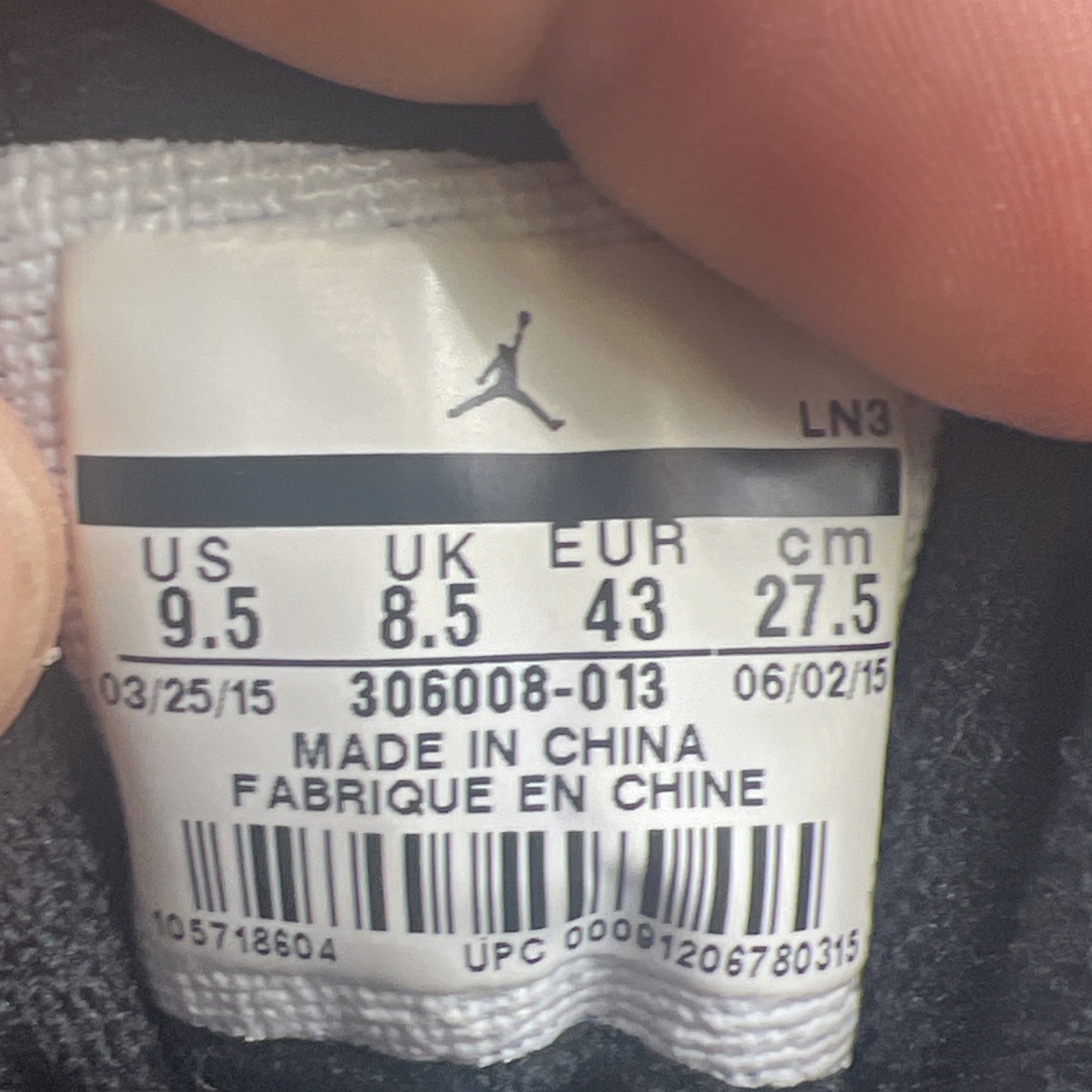 Size 9.5 - Air Jordan 11 IE Low Croc (306008-013)