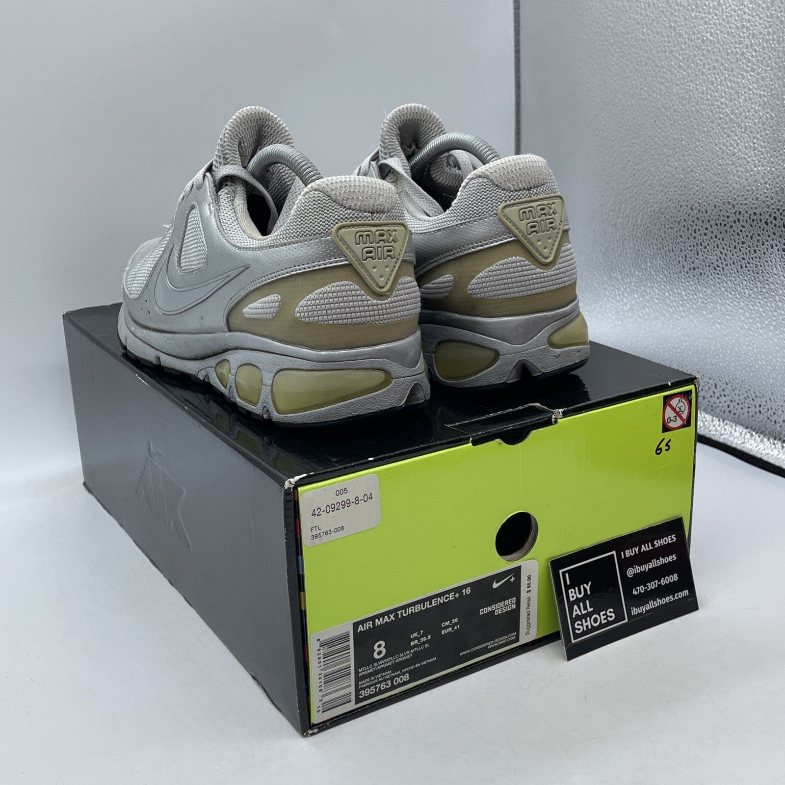 Size 8 - Nike Air max  Gray Suede Leather (395763-008)