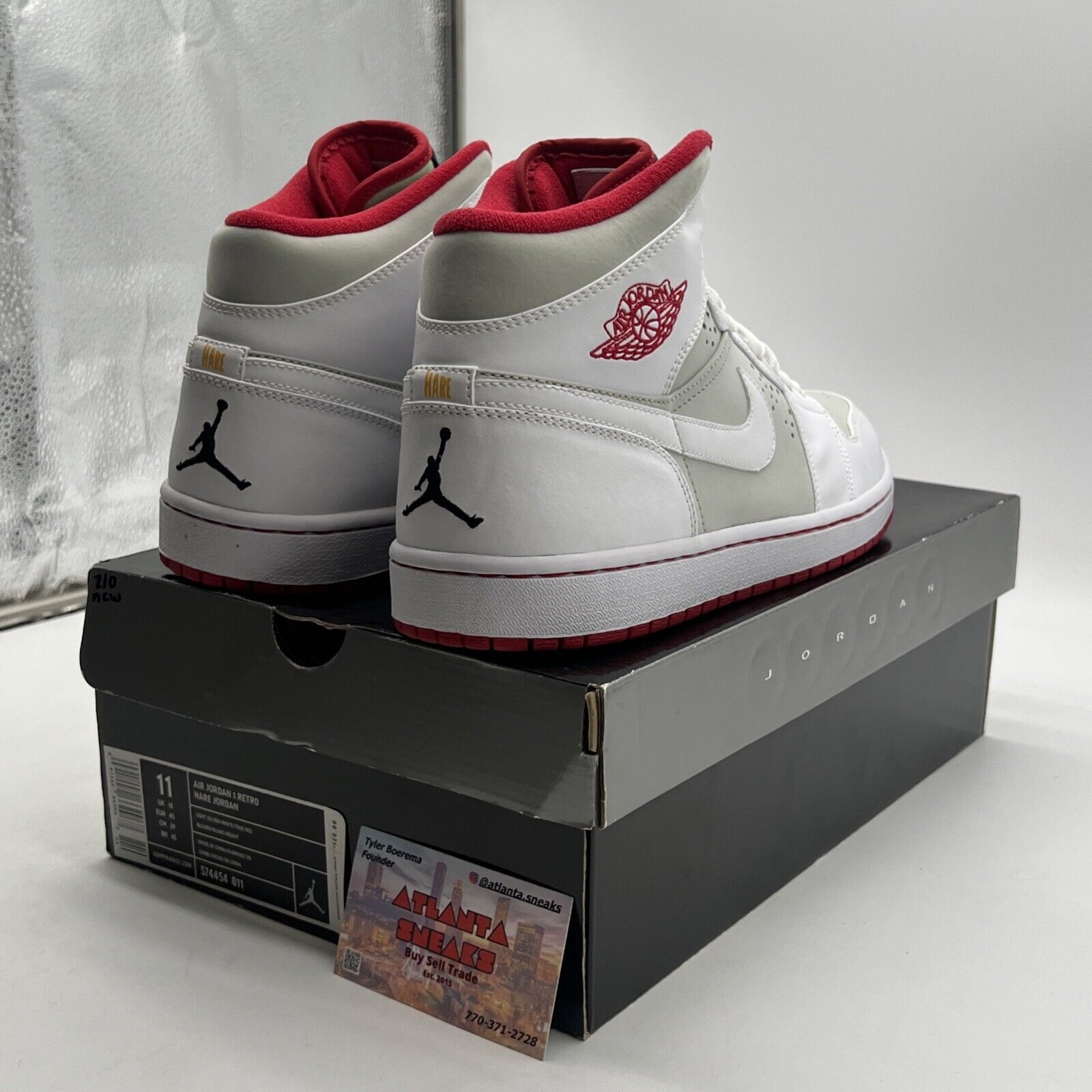 Size 11 - Air Jordan 1 Retro 2009 Hare (374454-011)