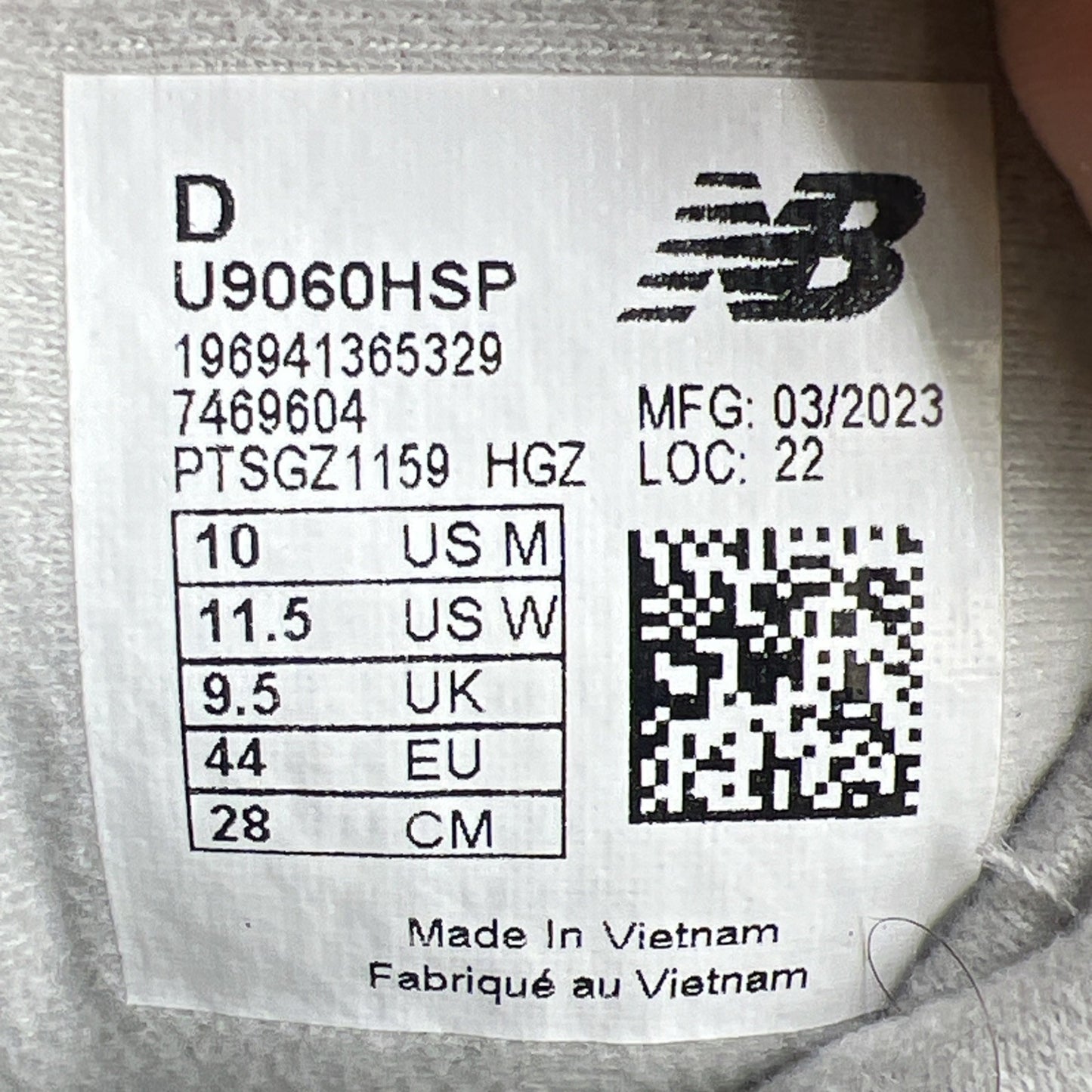 Size 10 - New Balance 9060 December Sky (U9060HSP)