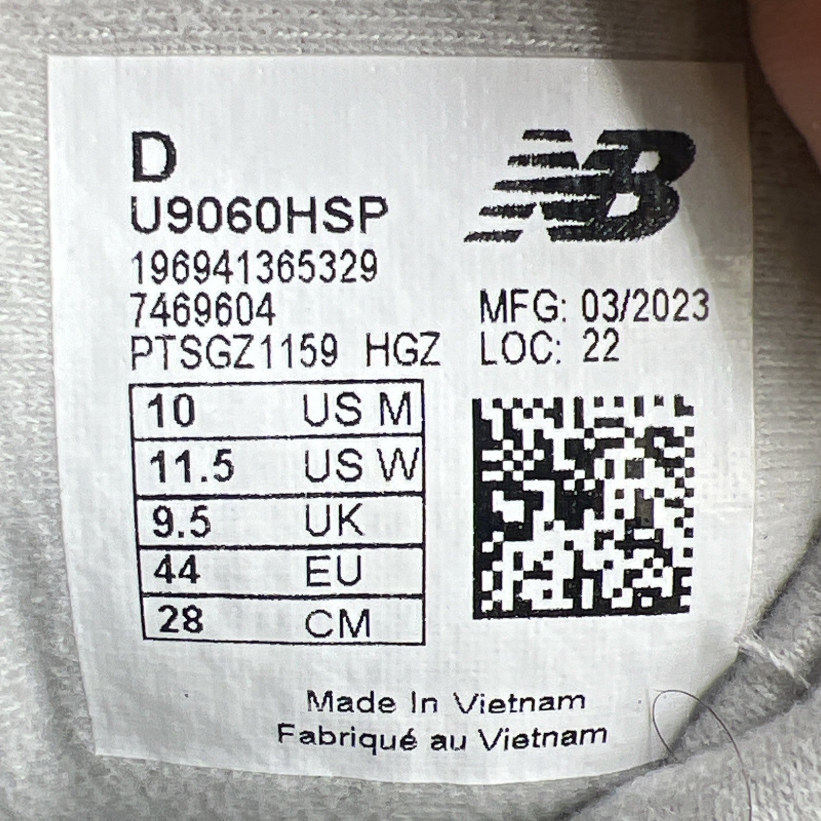 Size 10 - New Balance 9060 December Sky (U9060HSP)