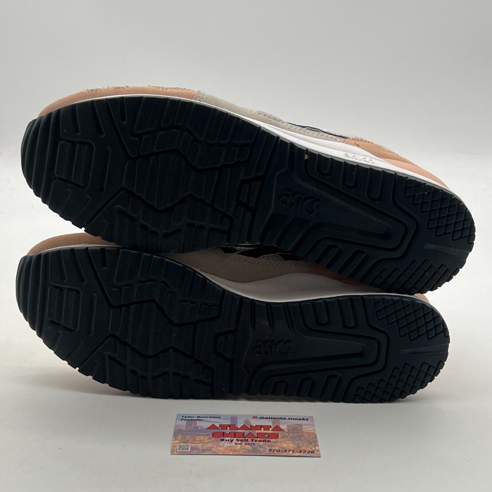 Size 9.5 - Asics GEL-LYTE III OG (1201A762-700)