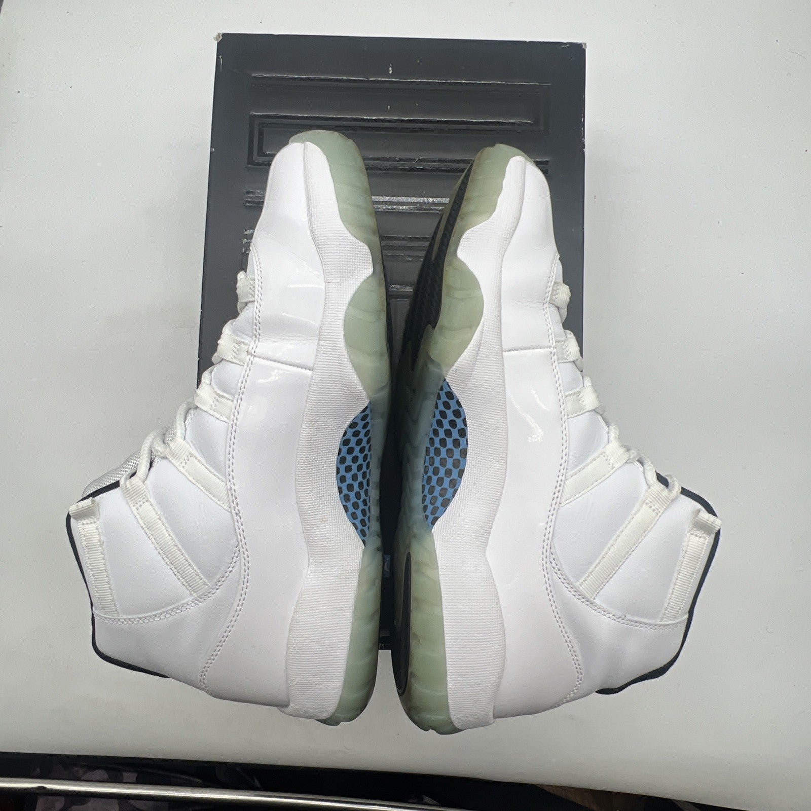 Size 10.5 - Air Jordan 11 Retro High Legend Blue (378037-117)