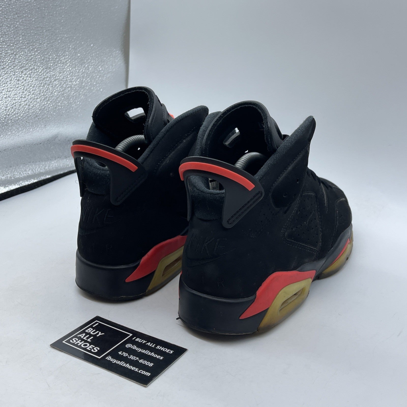 Size 8 - Jordan 6 Retro Mid Infrared Black Pink Suede (384664-060)