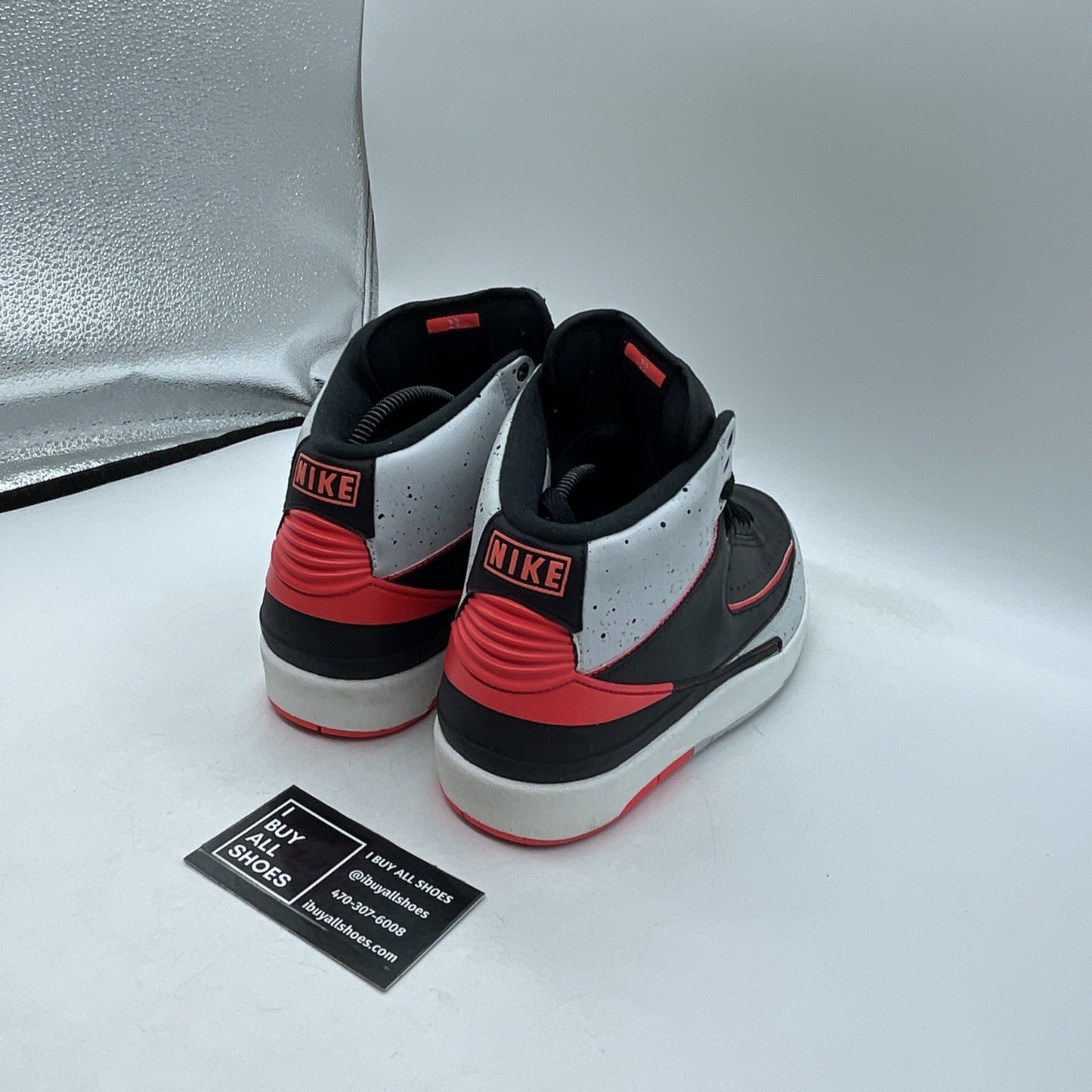 Size 7.5 - Air Jordan 2 Retro Infrared 23 (385475-023)