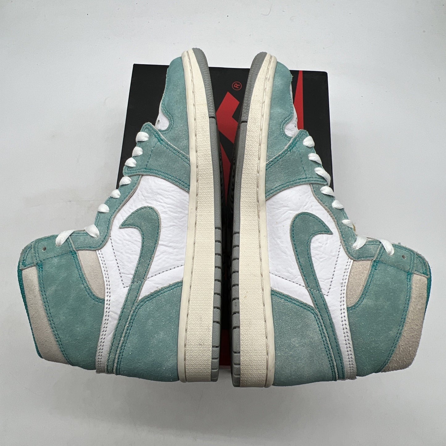 Size 8.5 - Air Jordan 1 Retro OG High Turbo Green (555088-311)