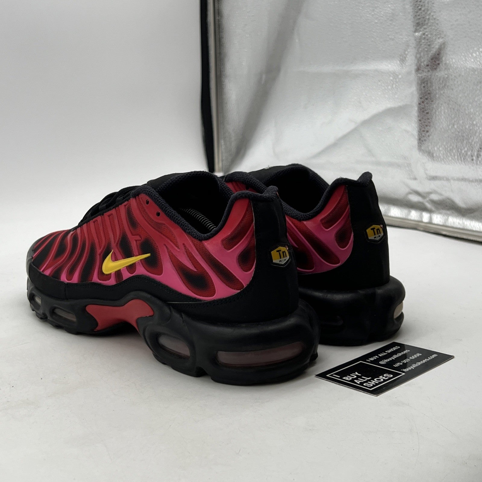 Size 13 - Nike Supreme x Air Max Plus TN University Red (DA1472-600)