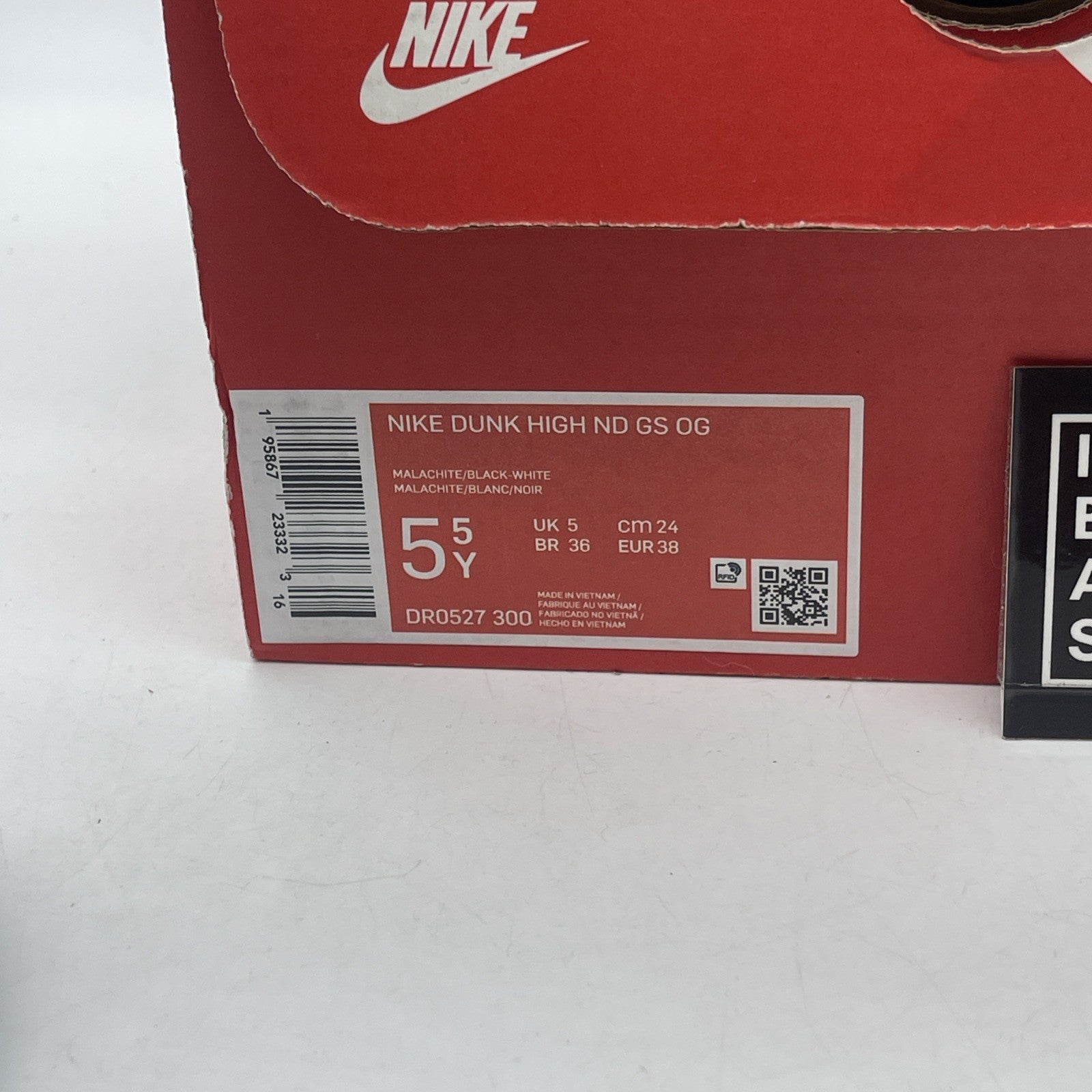 Size 5.5Y (GS) - Nike Dunk High Celtics Green Black White Leather (DR0527-300)