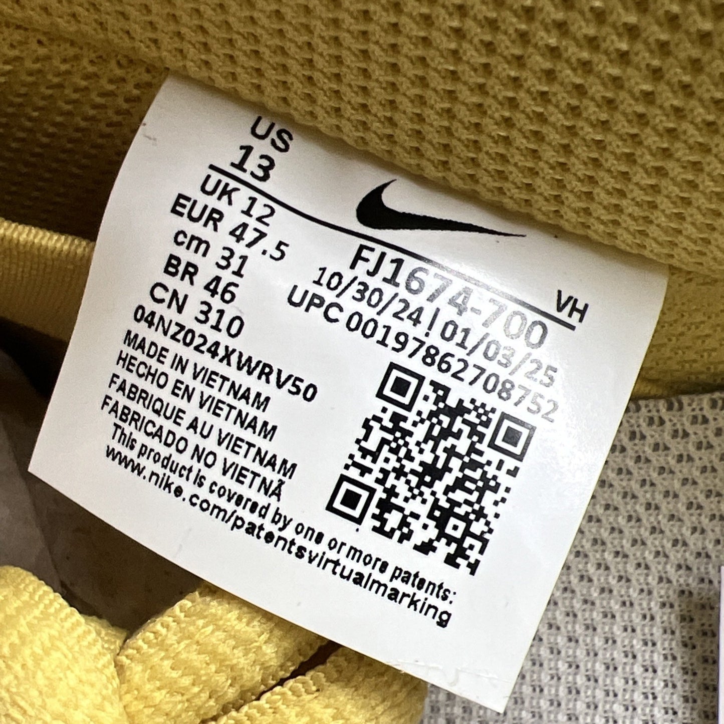 Size 13 - Nike SB Dunk Low Pro Saturn Gold / Sail - Saturn Gold (FJ1674-700)