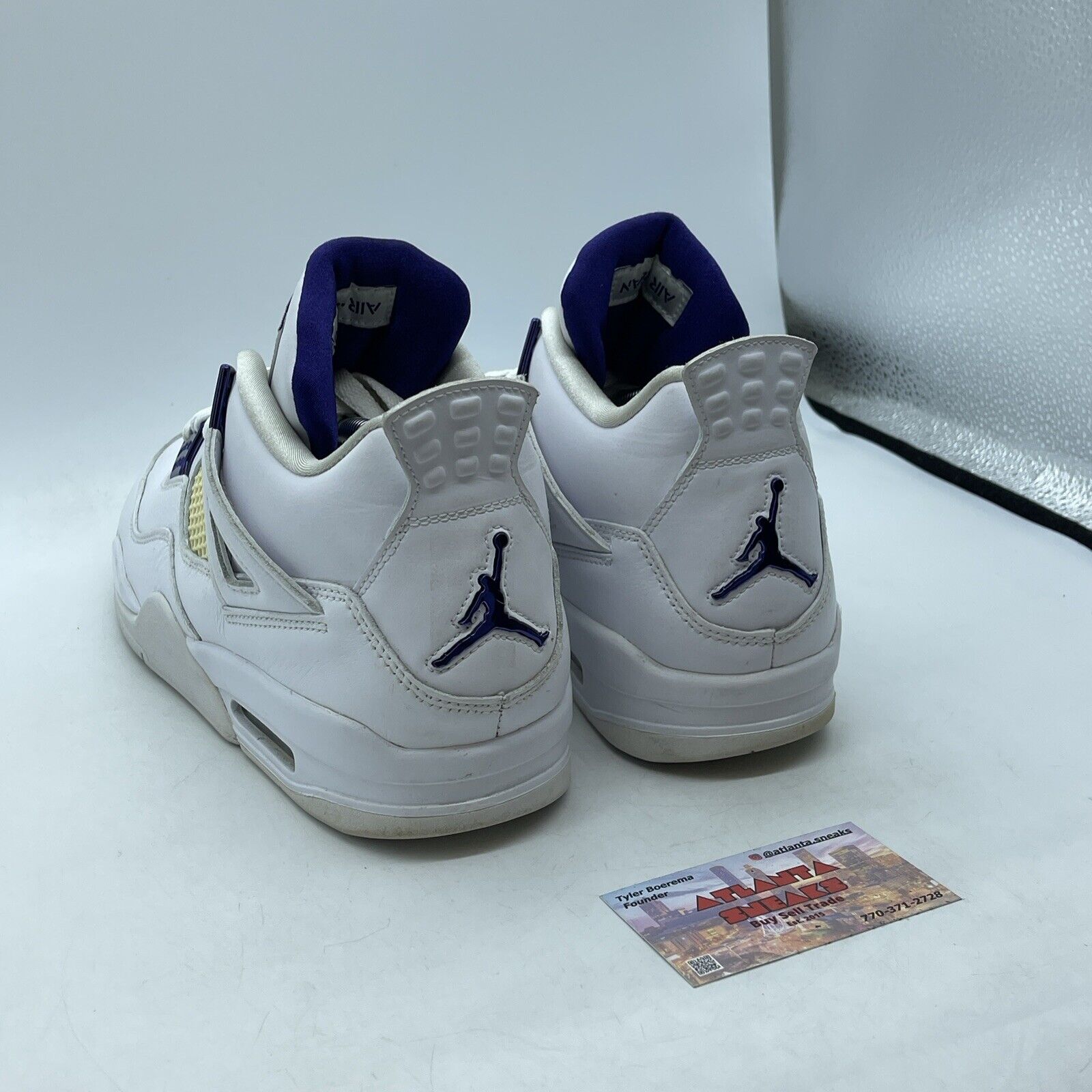 Size 10.5 - Jordan 4 Retro Mid Purple Metallic White Leather (CT8527-115)