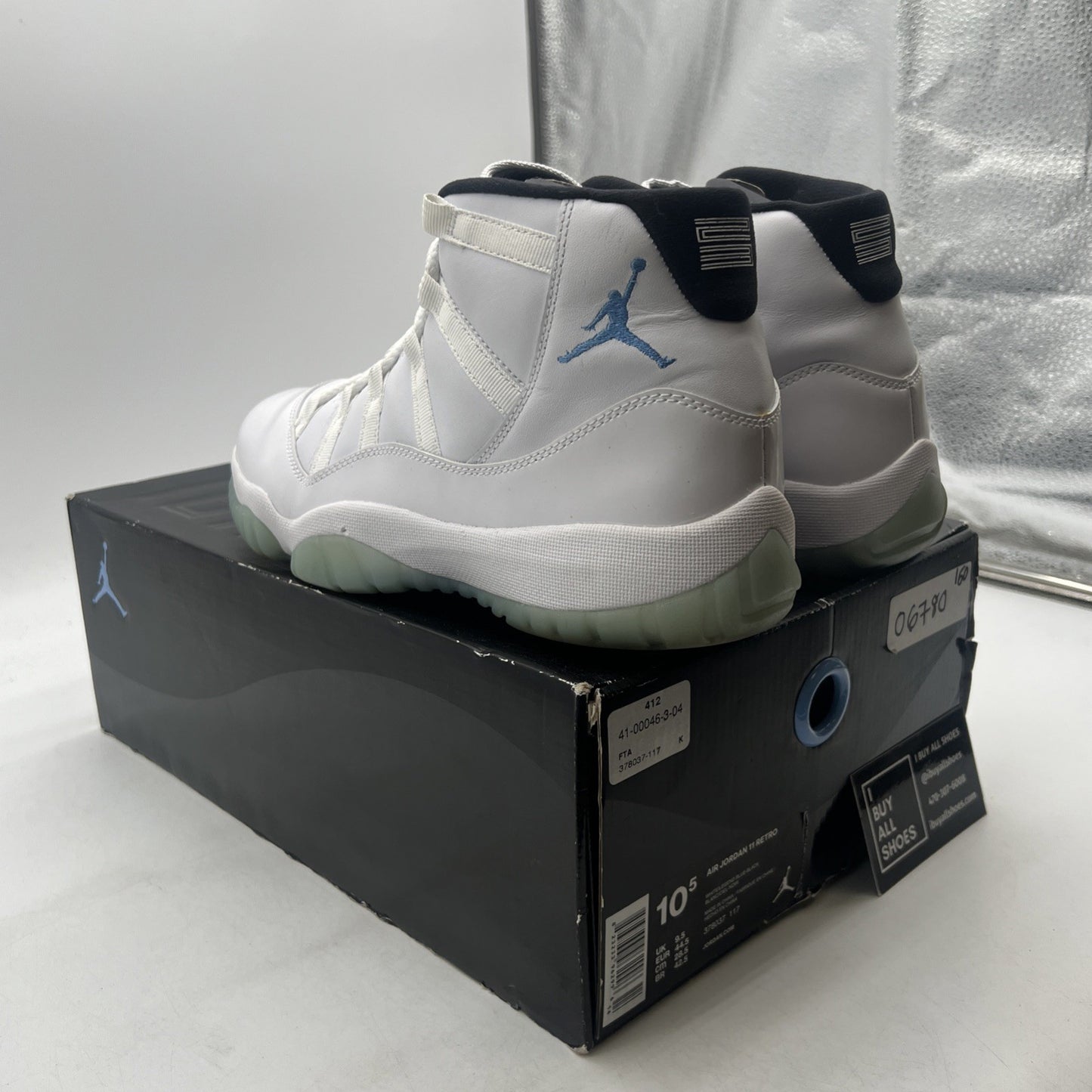 Size 10.5 - Air Jordan 11 Retro High Legend Blue (378037-117)