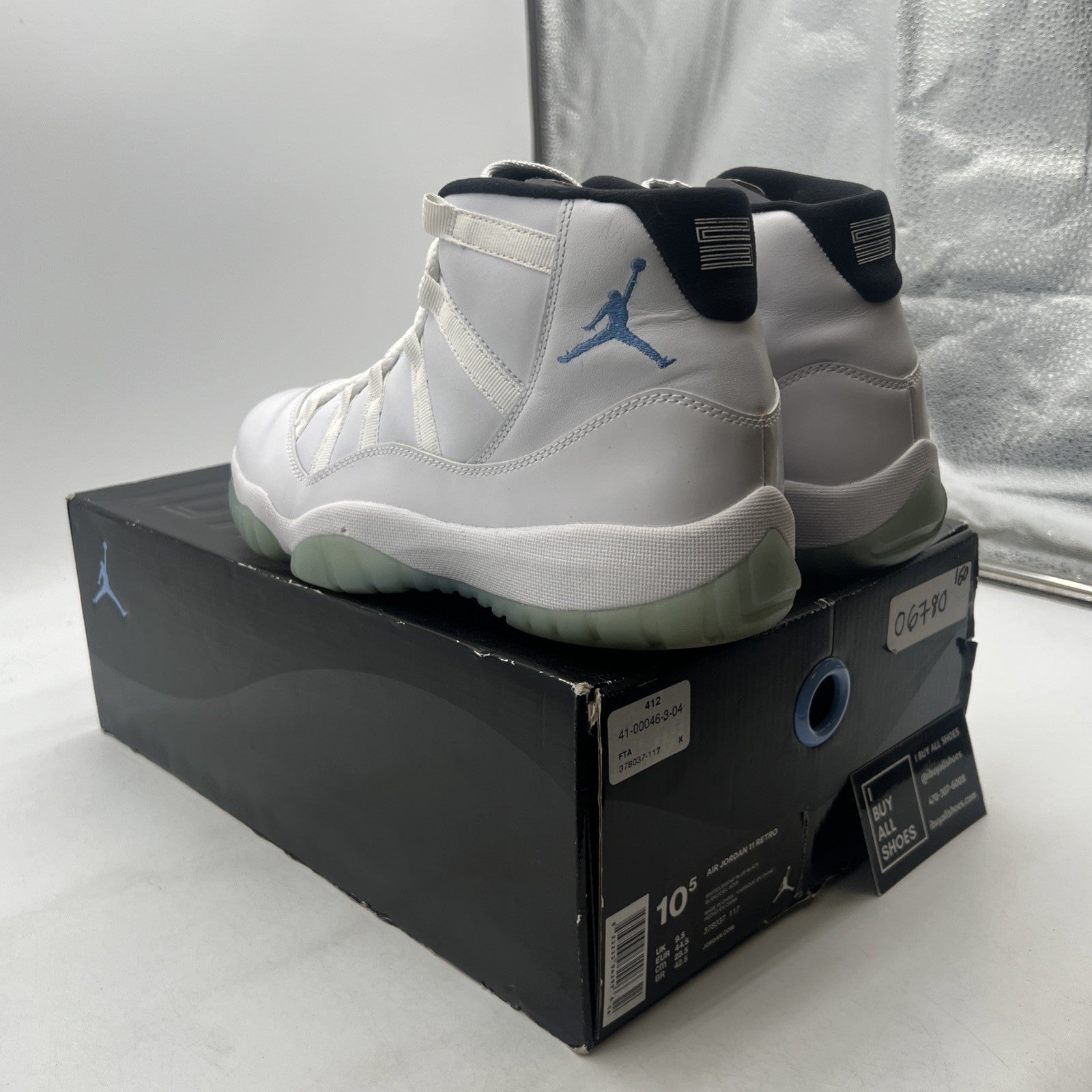 Size 10.5 - Air Jordan 11 Retro High Legend Blue (378037-117)