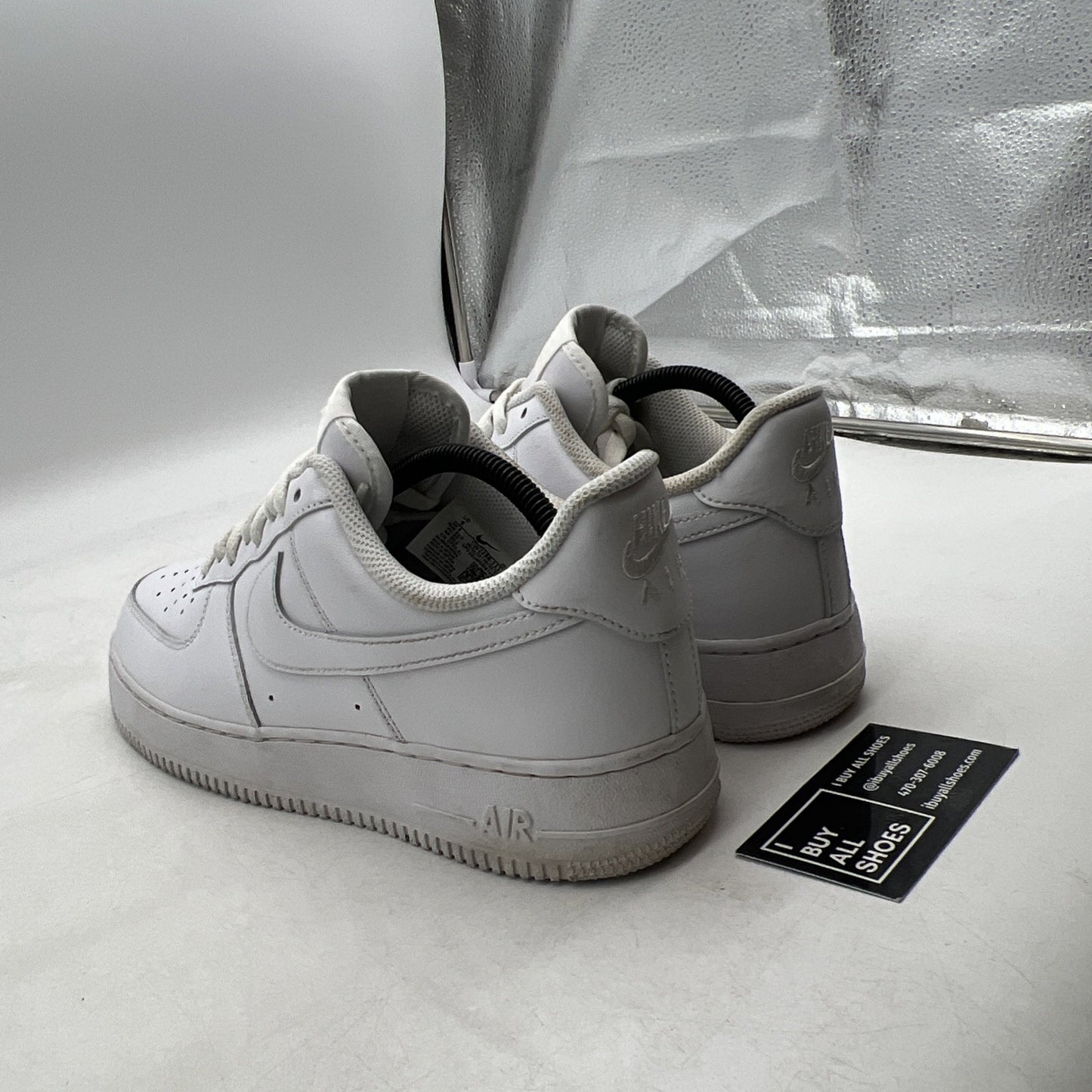 Size 9 - Nike Air Force 1 '07 Low Triple White (CW2288-111)
