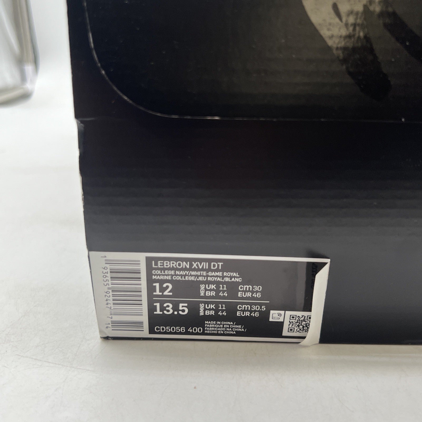 Size 12 - Nike LeBron 17 UConn - (CD5056-400)