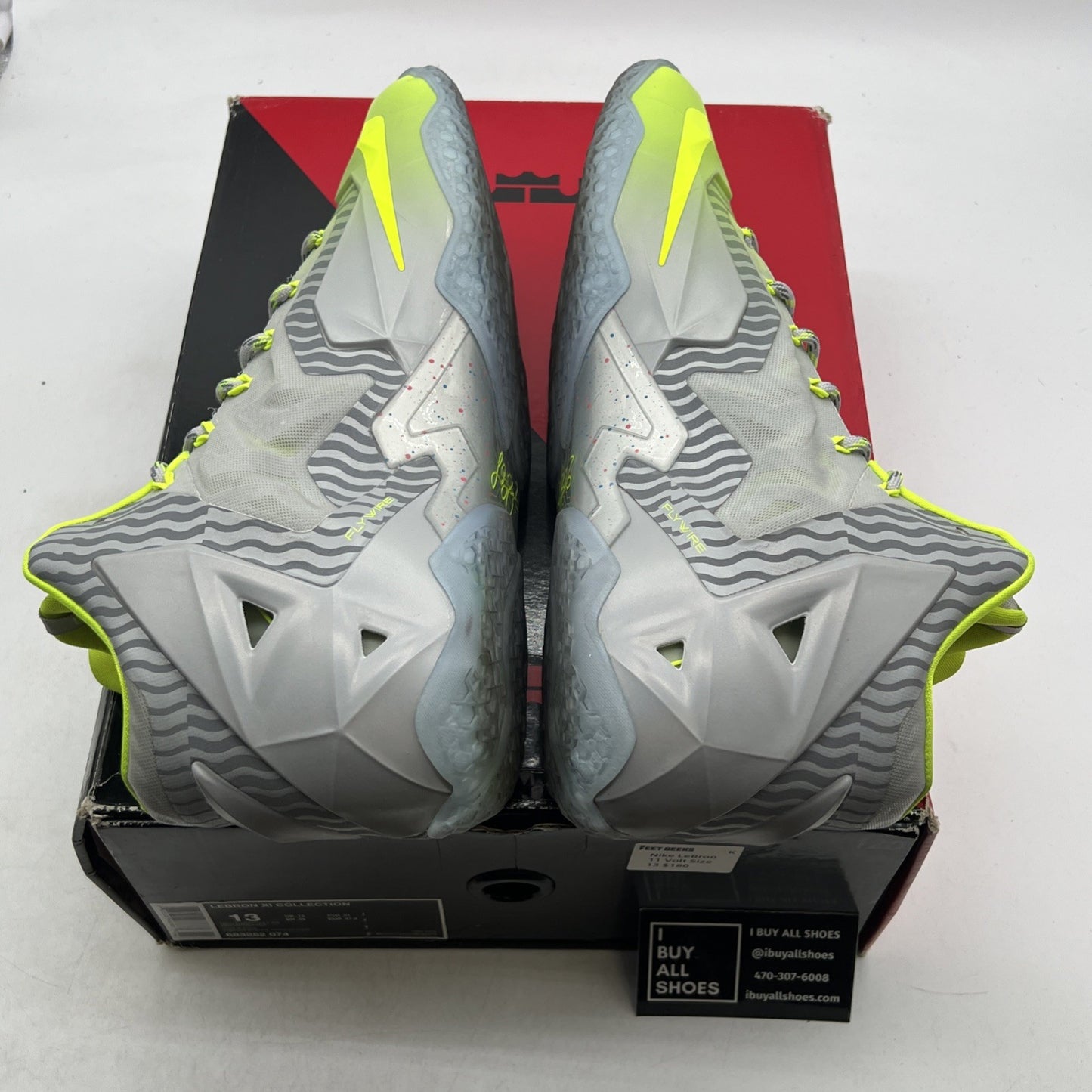 Size 13 - Nike LeBron 11 Maison du LeBron (683252-074)