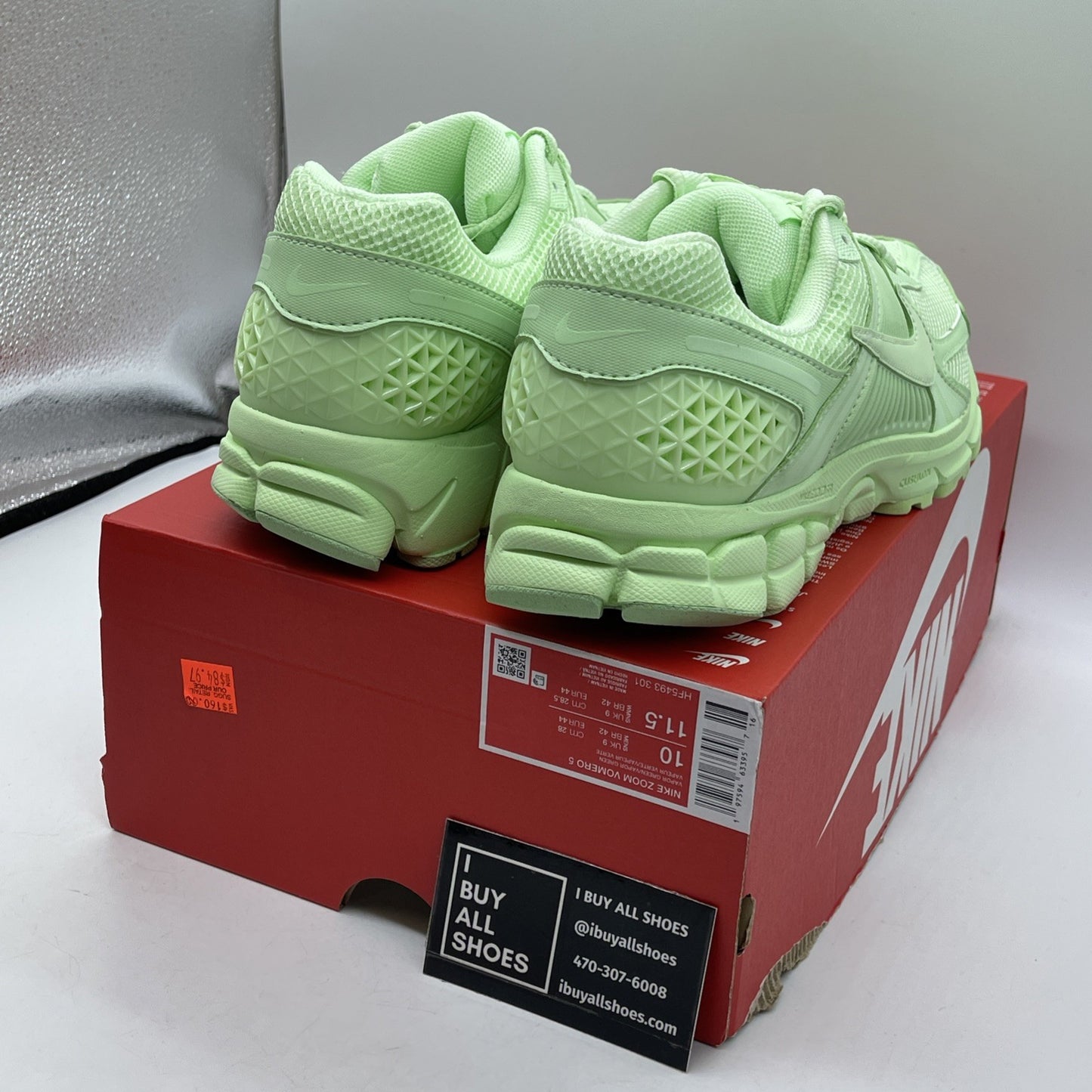 Size 10 - Nike Air Zoom Vomero 5 Vapor Green Suede Leather (HF5493-301)