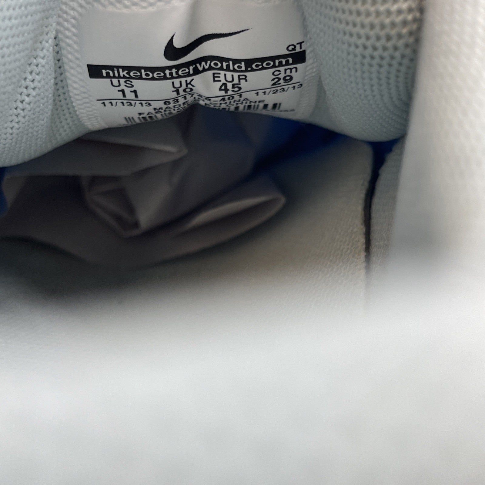 Size 11 - Nike Air Max 90 Ice Barely Blue White Leather (631748-401)