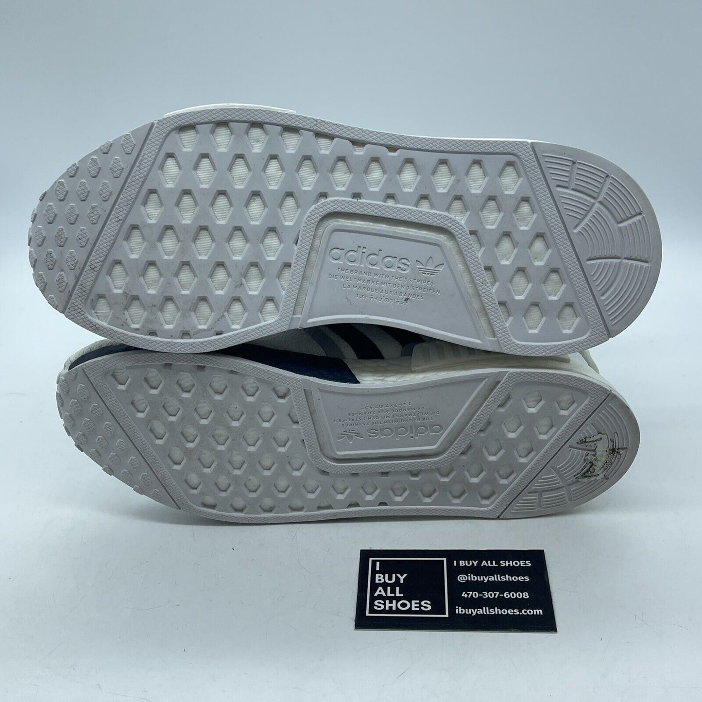 Size 7.5 - adidas NMD_R1 White Crew Navy Blue Grey White Suede (G55576)