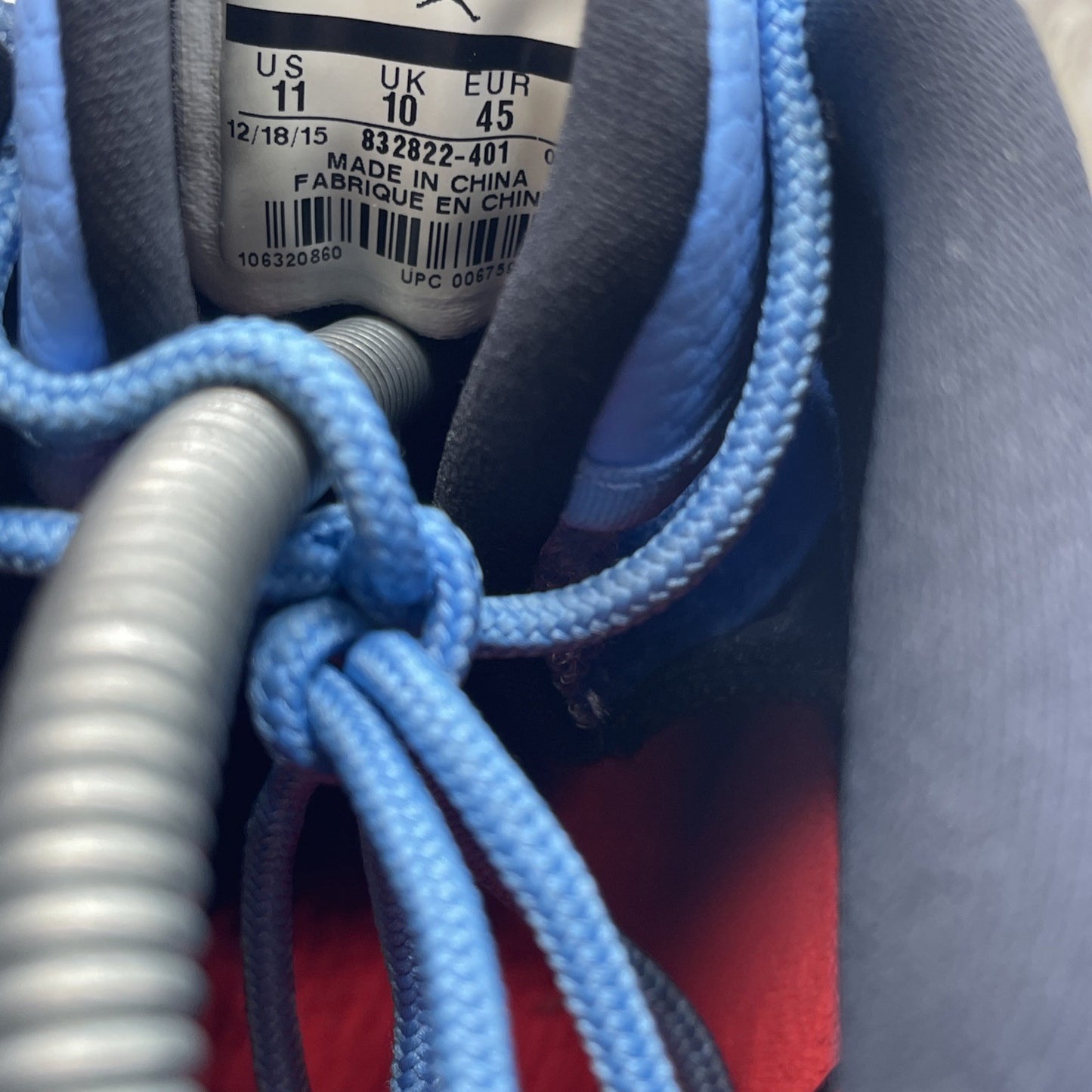 Size 11 - Air Jordan 9 Retro Low Pantone (832822-401)
